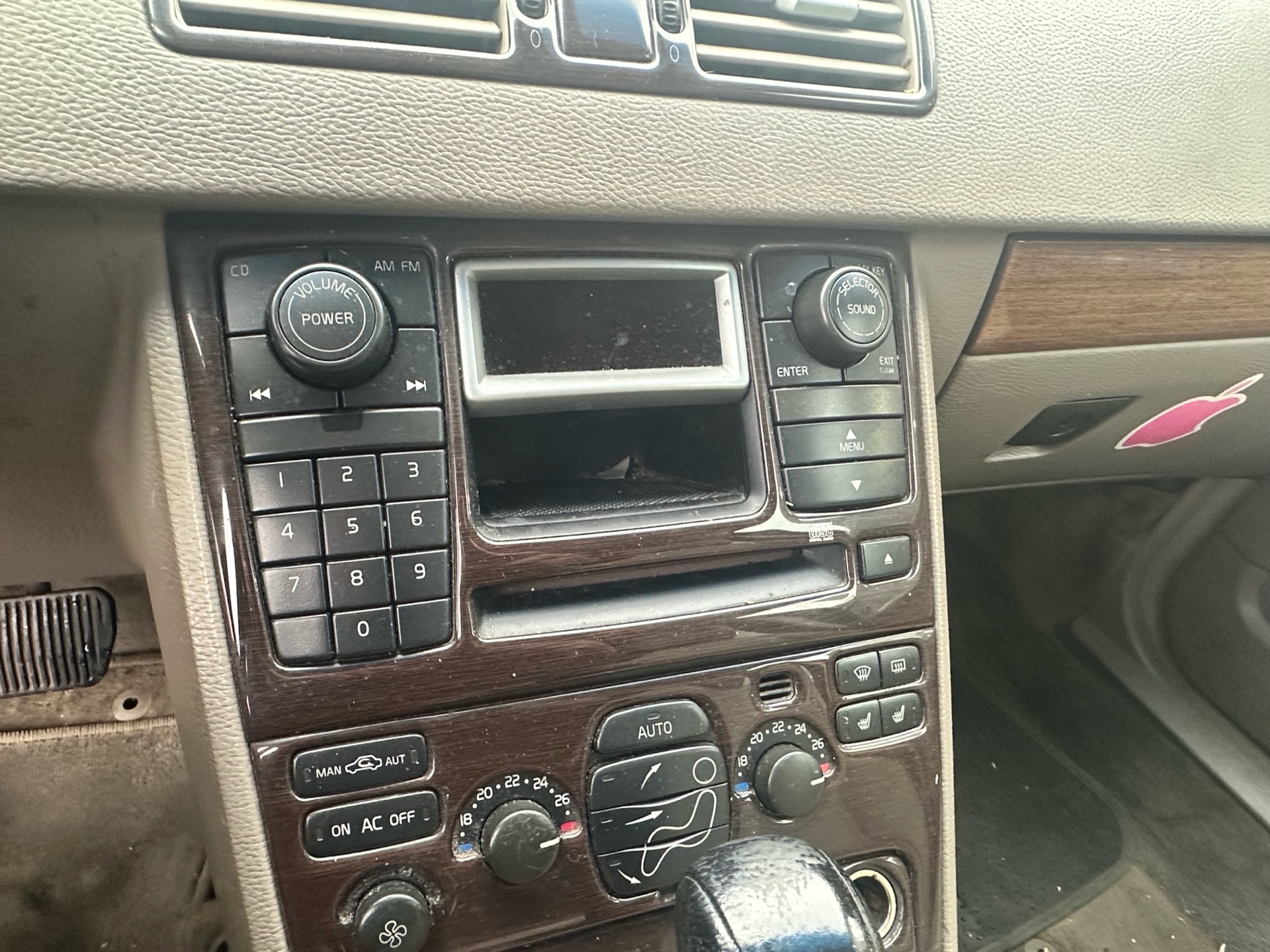 /klautosales/2005-Volvo-XC90-8328187314459272.jpg
