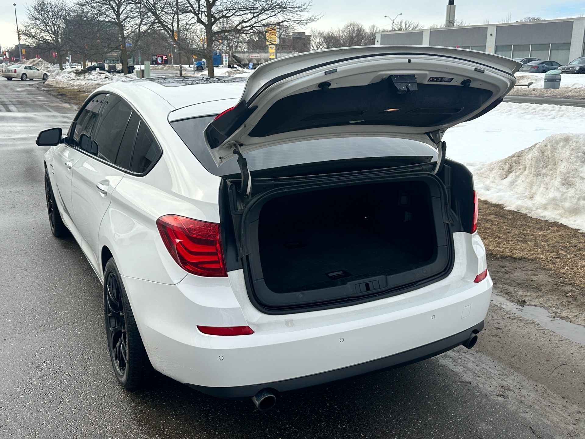 /klautosales/2011-BMW-5Series-3684498010045192.jpg