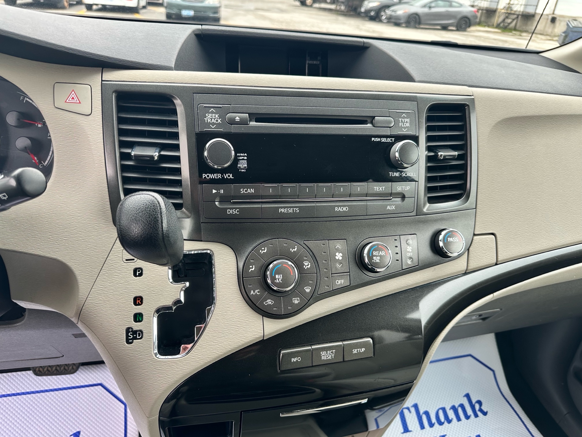 /klautosales/2011-Toyota-Sienna-9096382420964408.jpg