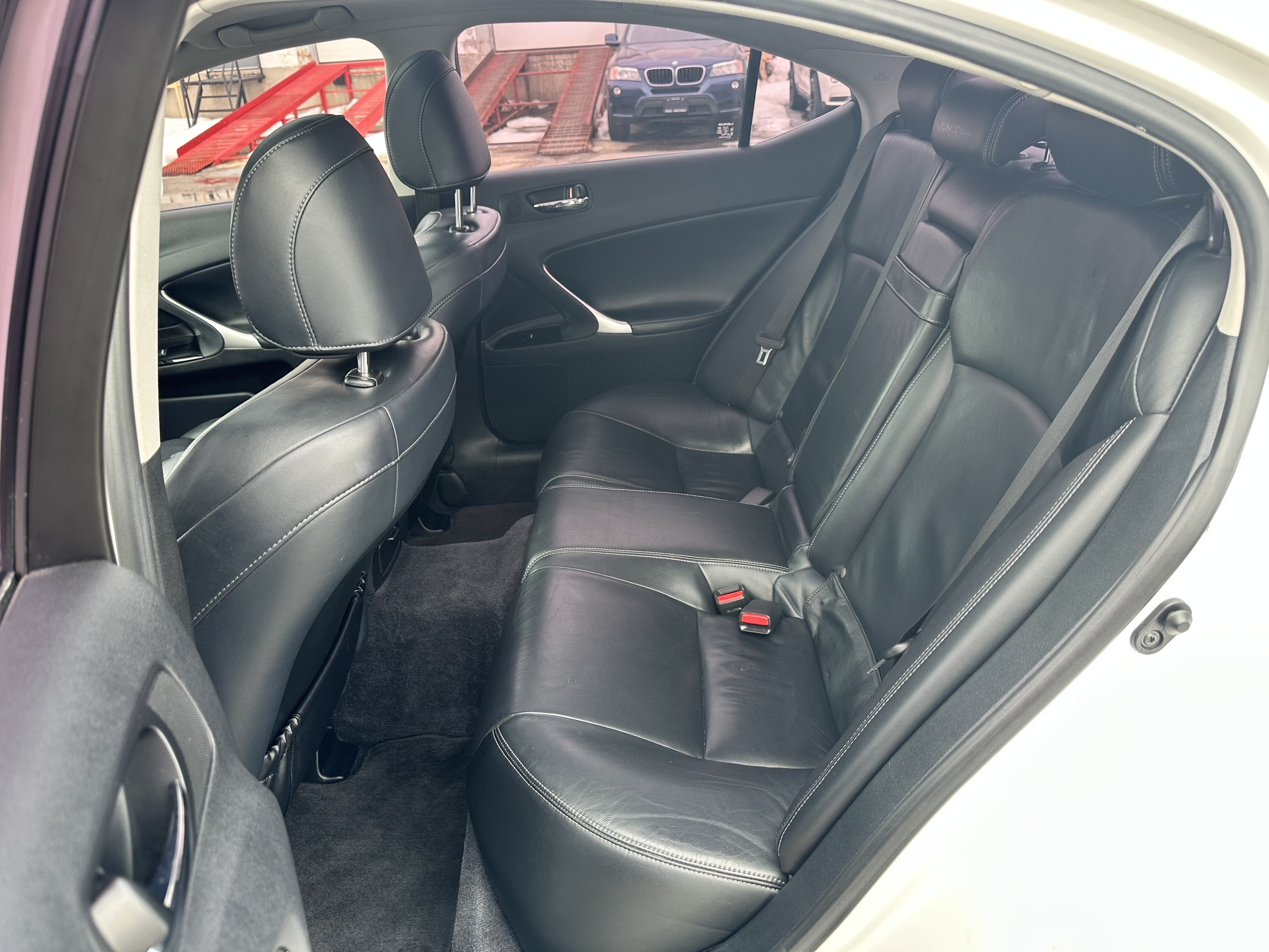 /klautosales/2013-Lexus-IS-998564239901004.jpg