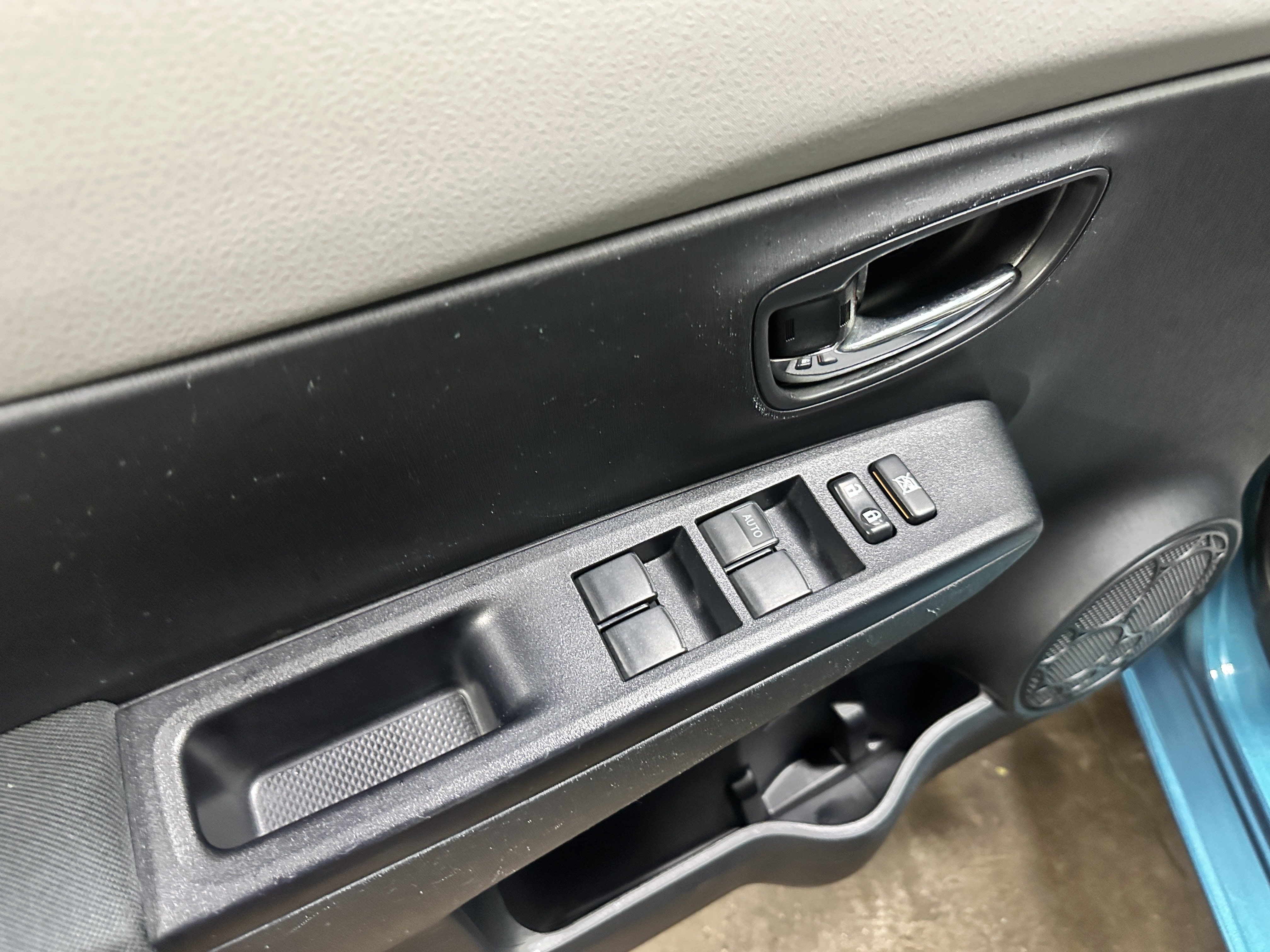 /klautosales/2013-Toyota-Yaris-8257702359753774.jpg