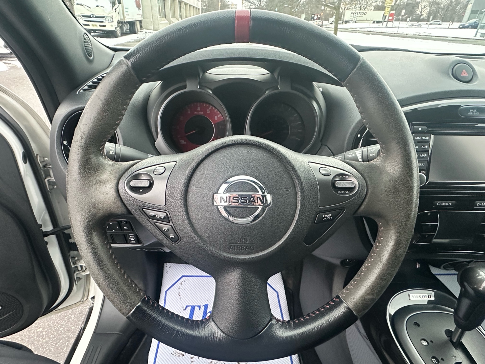 /klautosales/2014-Nissan-JUKE-326969960432564.jpg