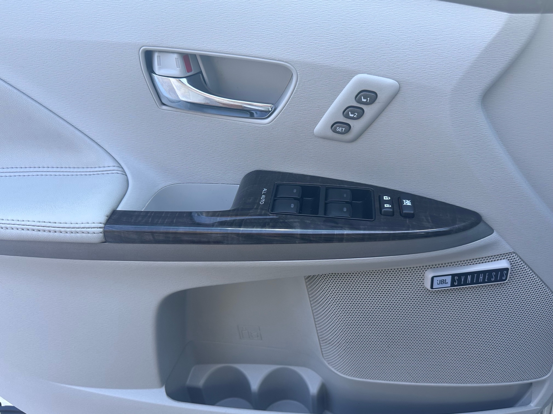 /klautosales/2014-Toyota-Venza-8024405125681182.jpg
