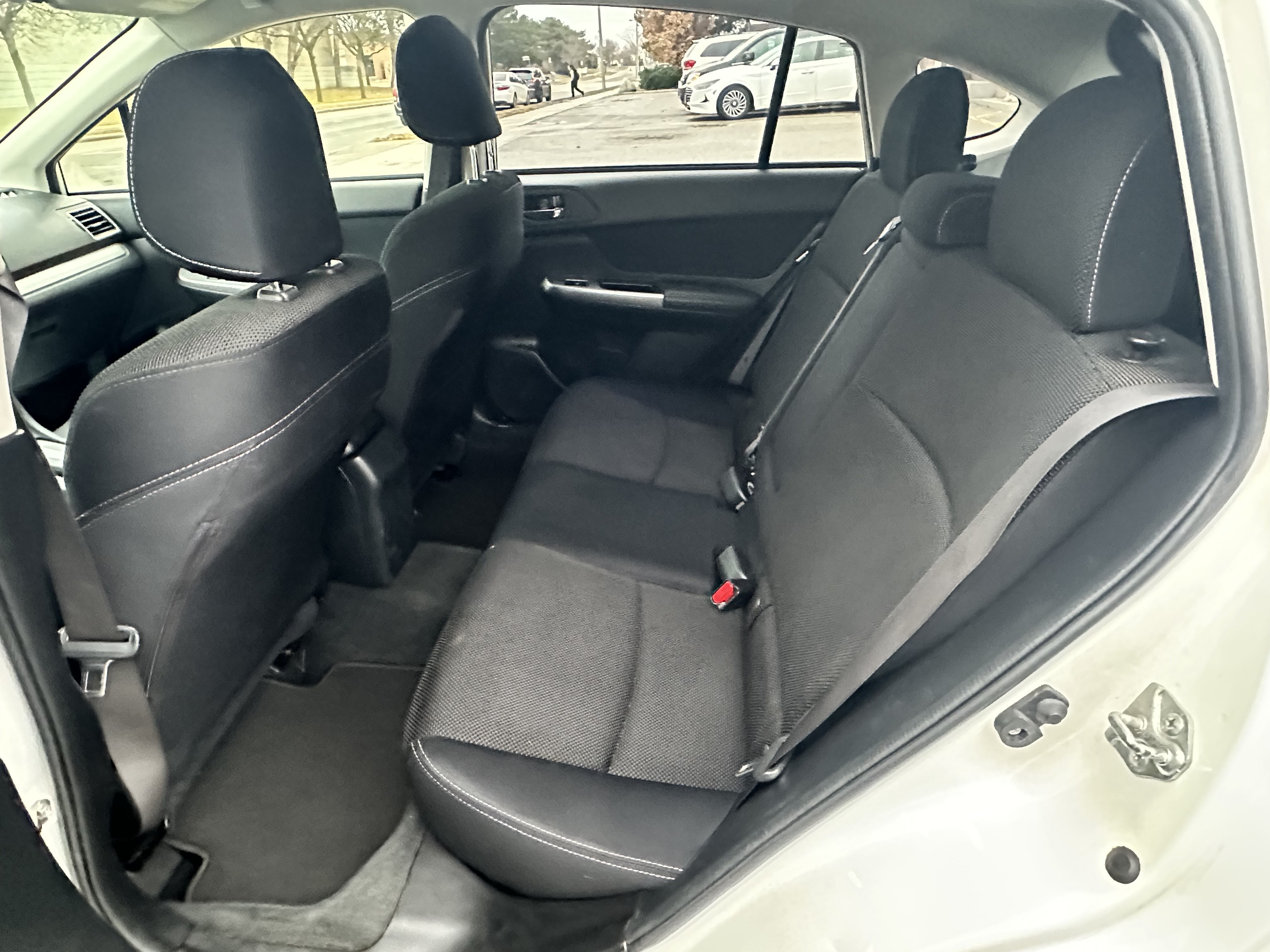 /klautosales/2015-Subaru-XVCrosstrek-15608760909575858.jpg
