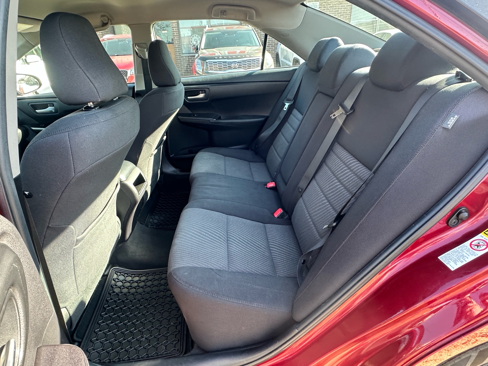 /klautosales/2015-Toyota-Camry-48458869094529344.jpg