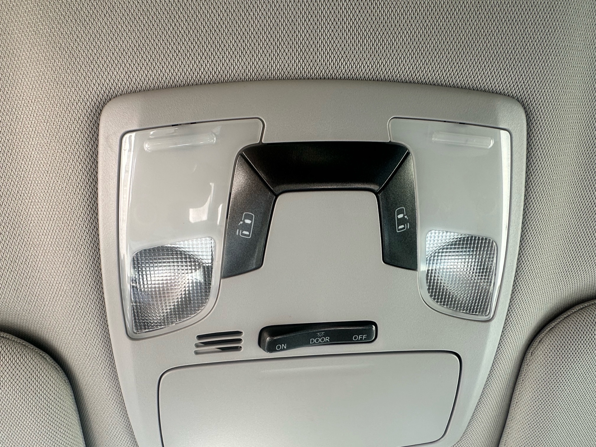 /klautosales/2015-Toyota-Sienna-2181388521427774.jpg