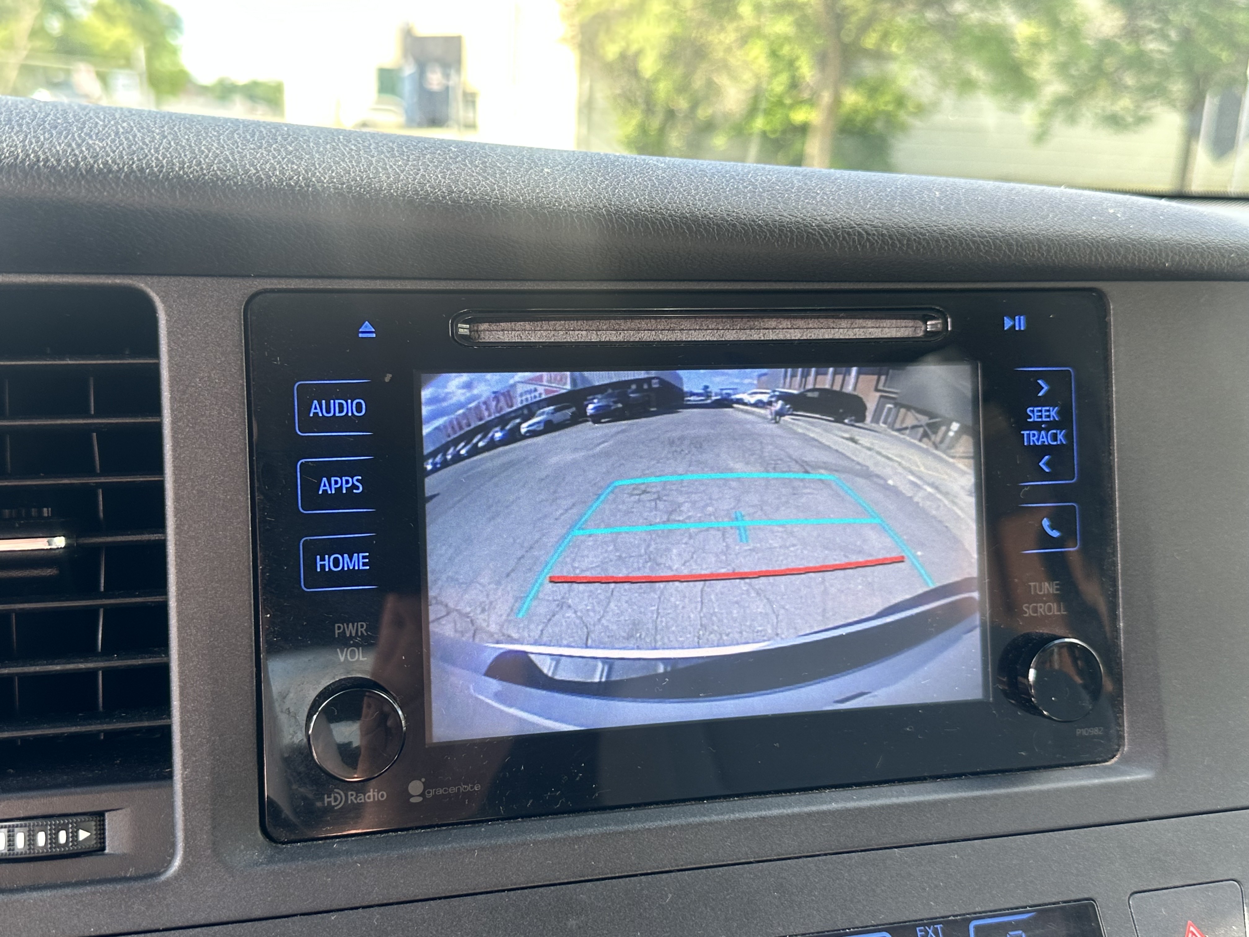 /klautosales/2015-Toyota-Sienna-7077544157587368.jpg