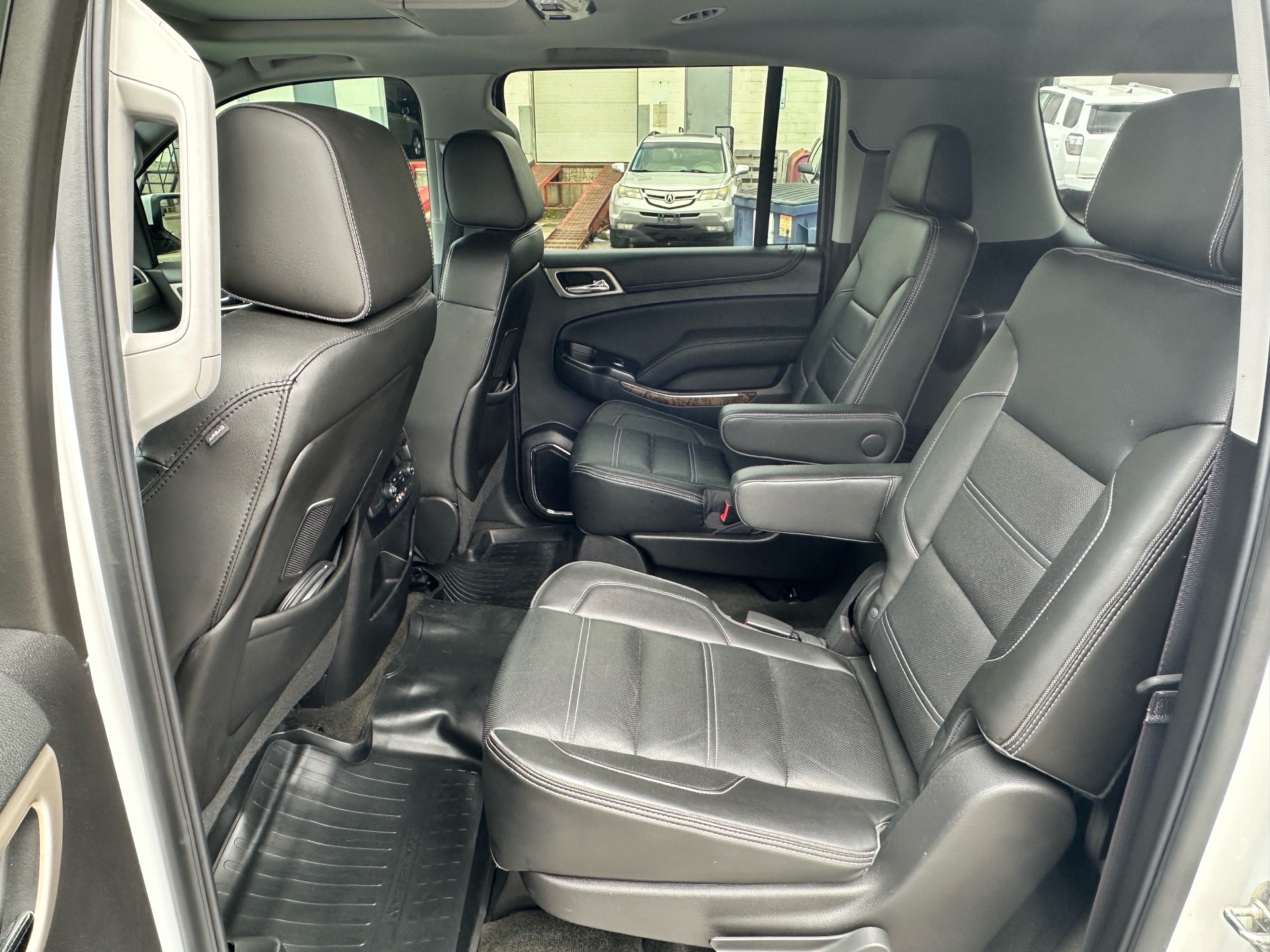 /klautosales/2016-GMC-YukonXL-1856839890078259.jpg
