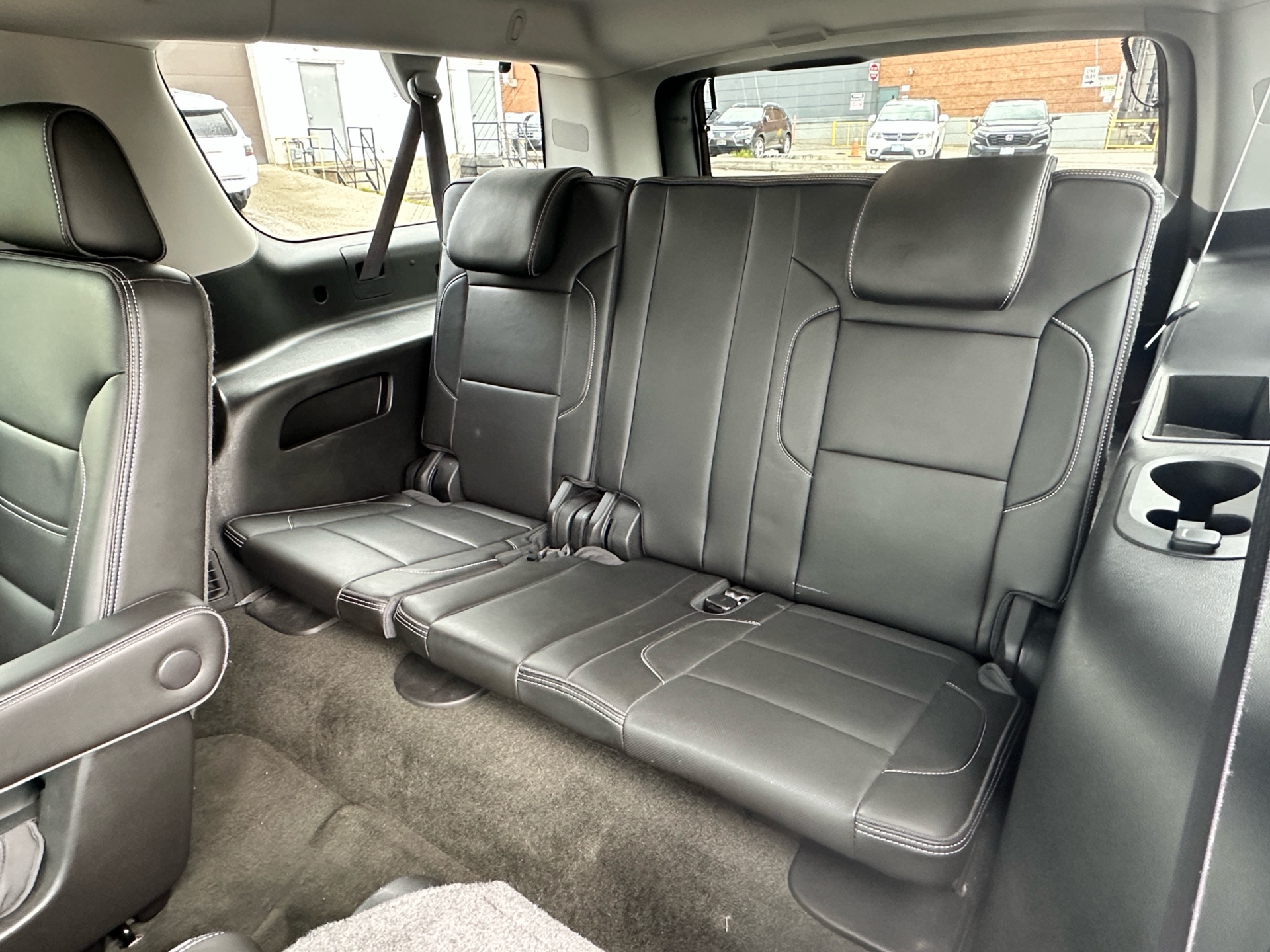 /klautosales/2016-GMC-YukonXL-23248373097124975.jpg