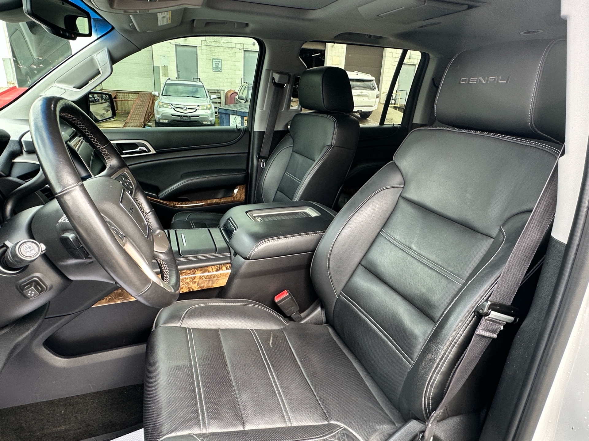 /klautosales/2016-GMC-YukonXL-4707057983981757.jpg