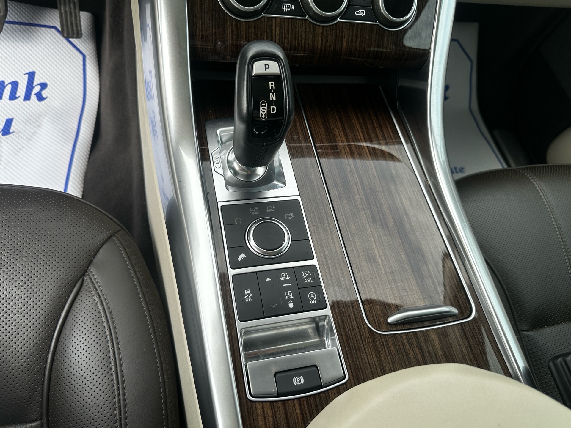 /klautosales/2016-LandRover-RangeRover-247479893931855.jpg