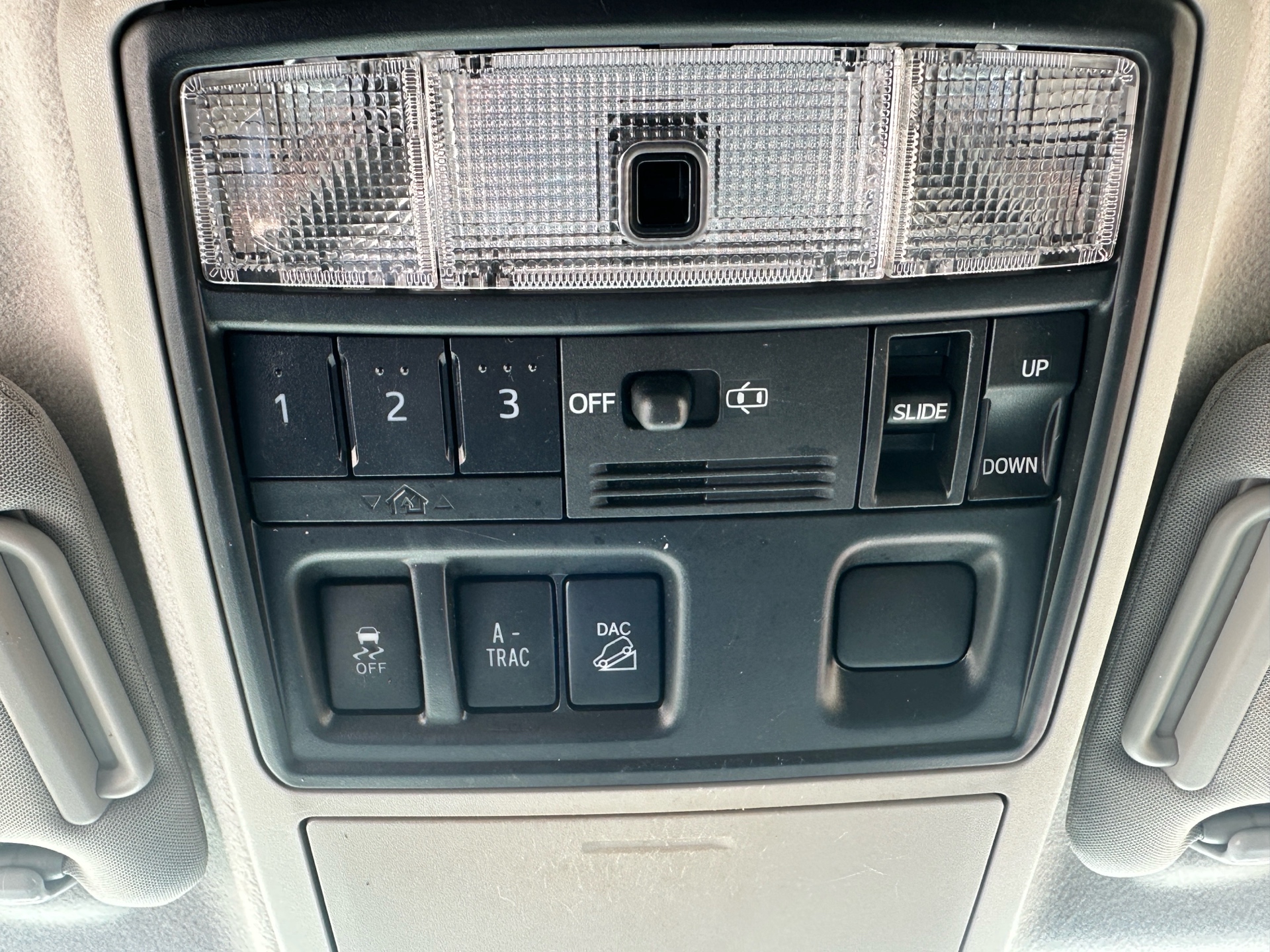 /klautosales/2016-Toyota-4Runner-7353077571496955.jpg