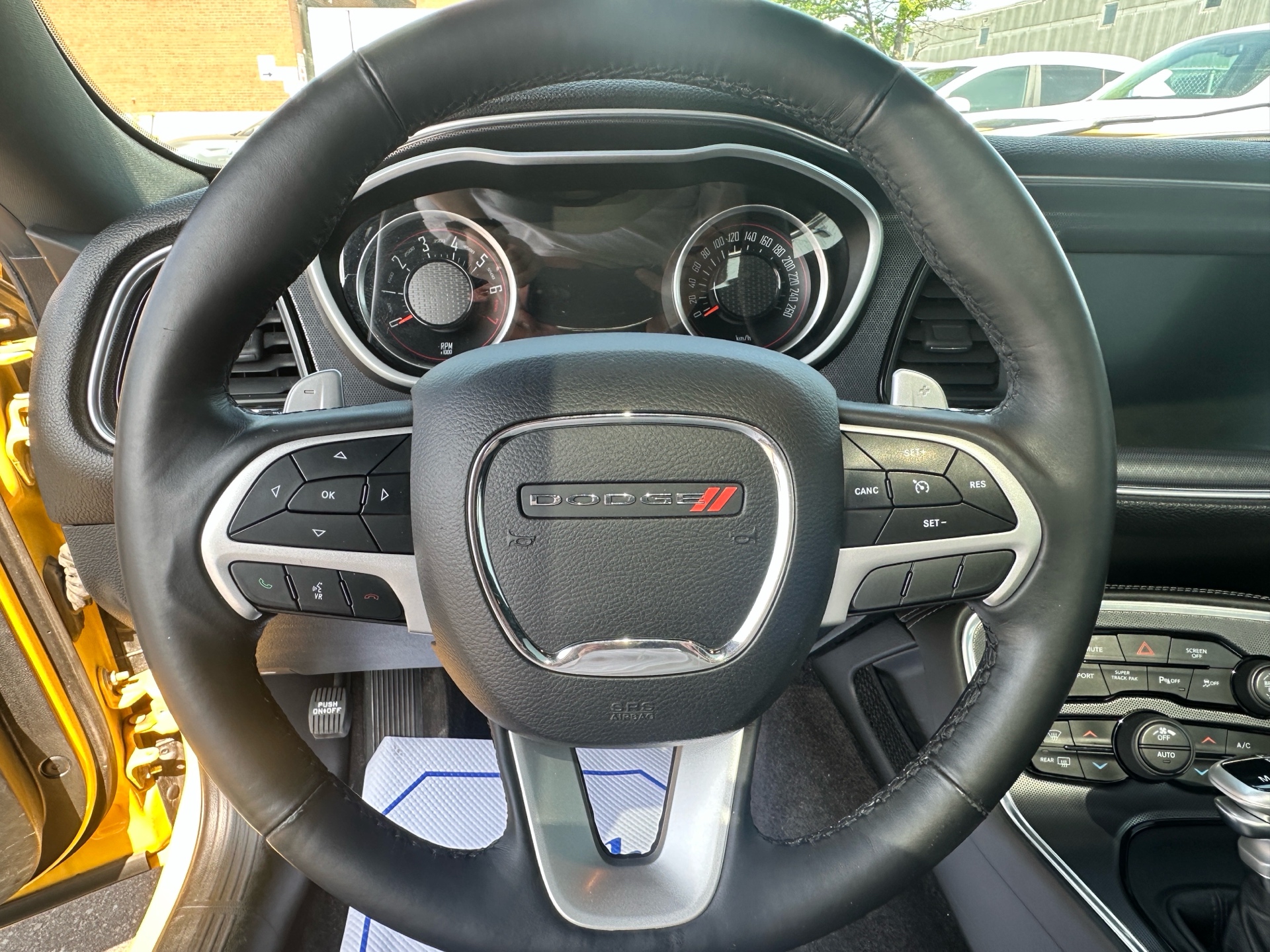 /klautosales/2017-Dodge-Challenger-9811713700011928.jpg