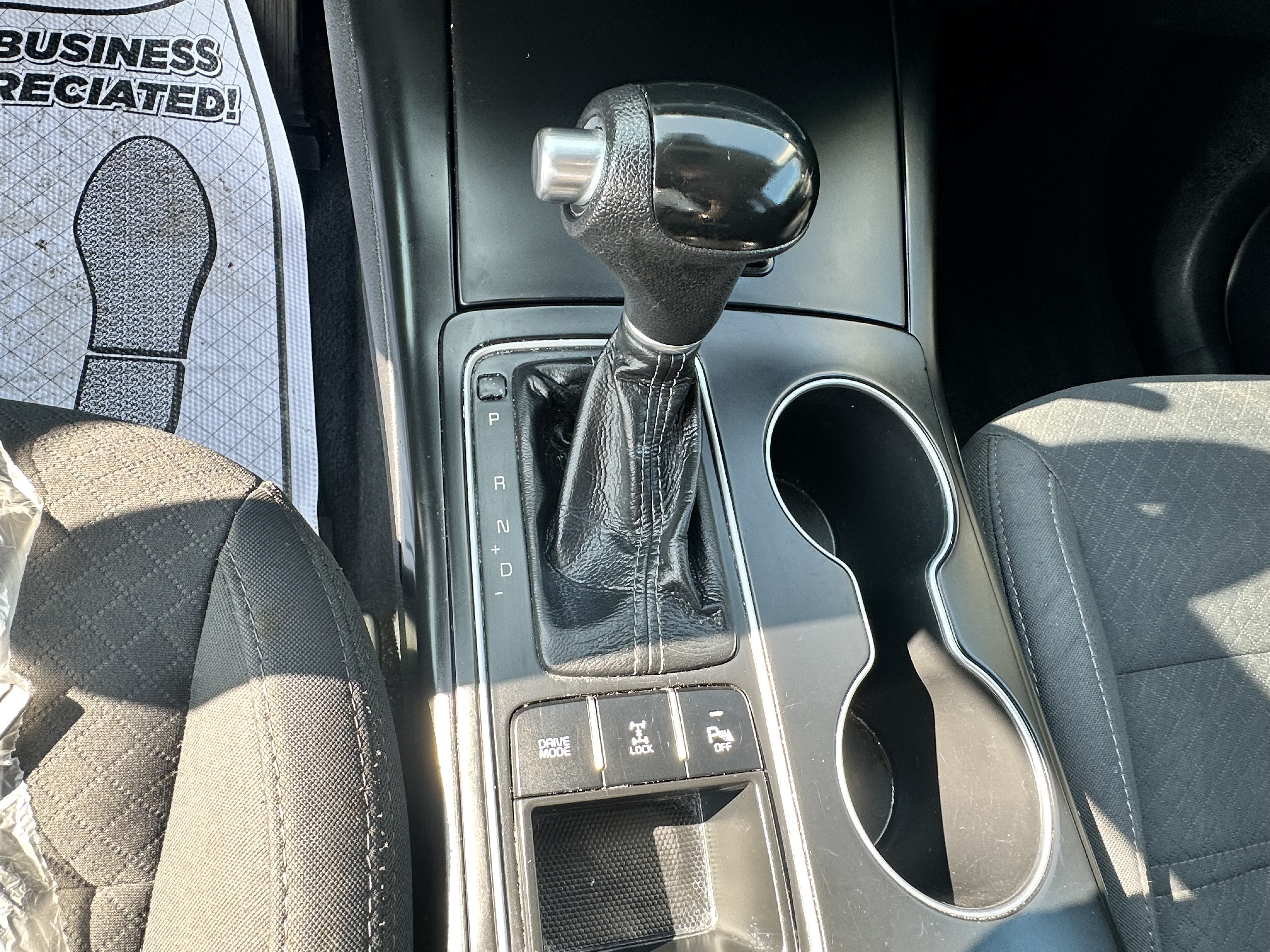 /klautosales/2017-Kia-Sorento-009812539951381538.jpg