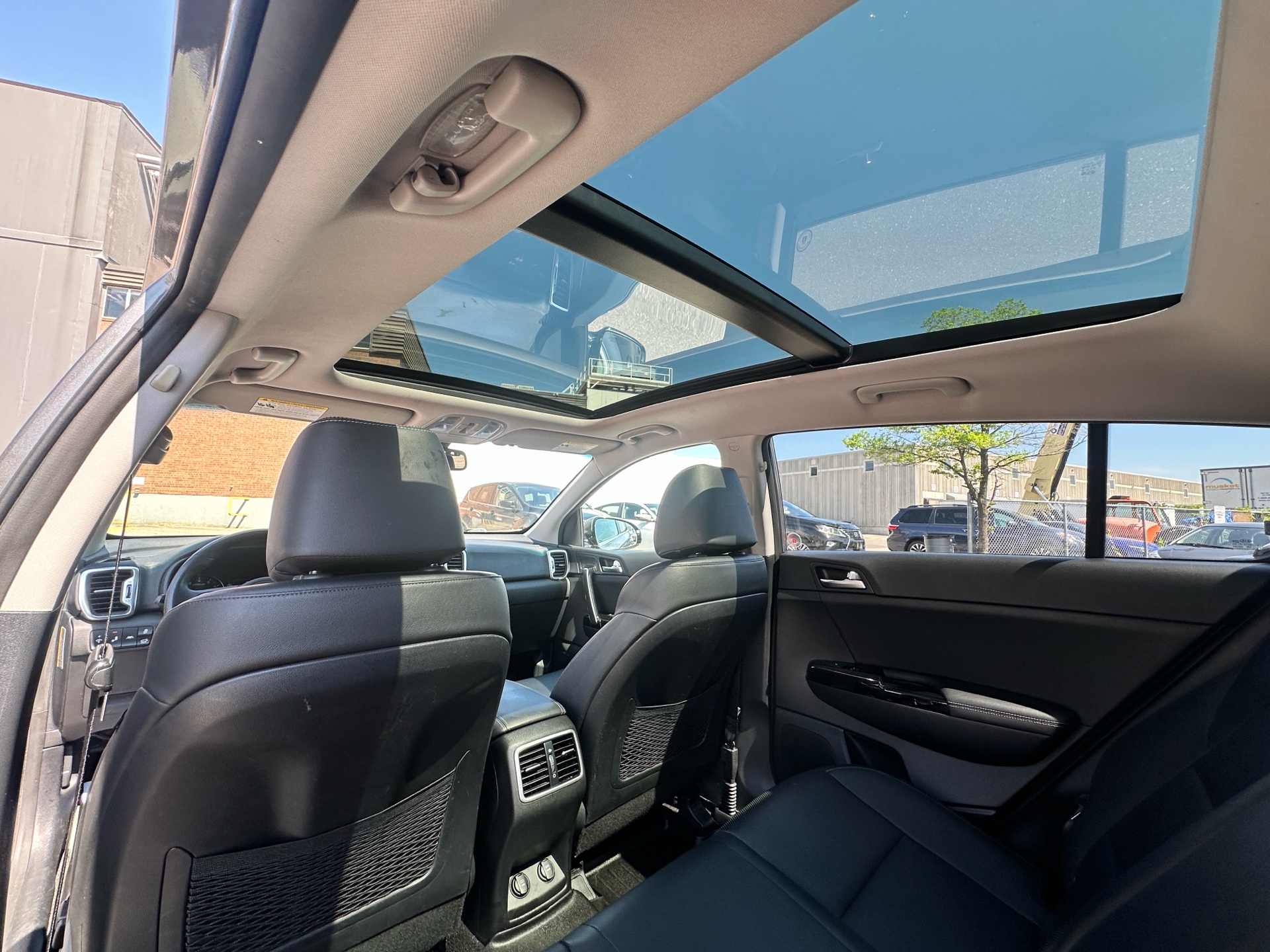 /klautosales/2017-Kia-Sportage-09563211956563156.jpg