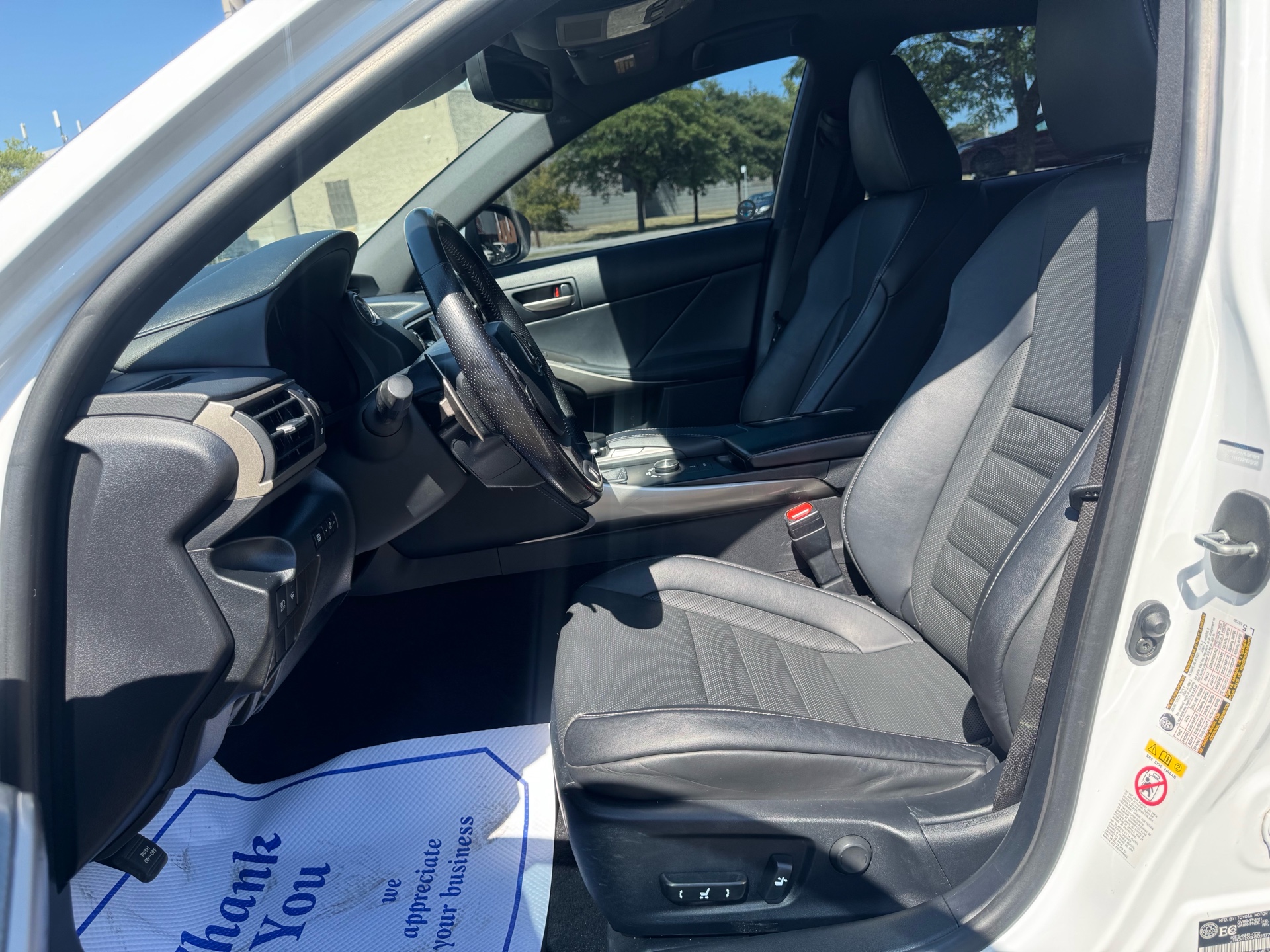 /klautosales/2017-Lexus-IS300-41244038251358206.jpg