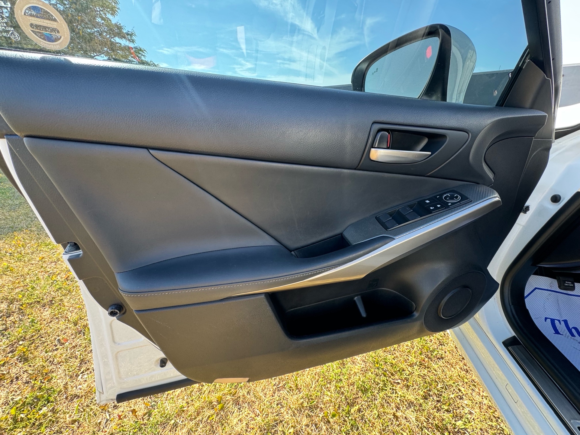 /klautosales/2017-Lexus-IS300-614990667434576.jpg
