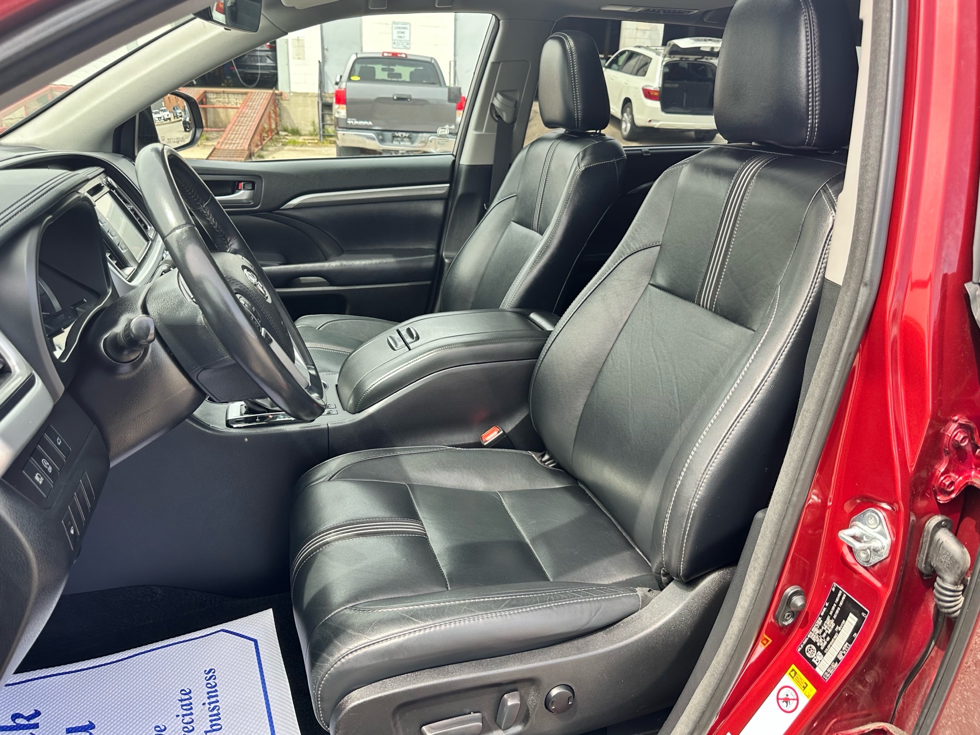 /klautosales/2017-Toyota-Highlander-8484503558753109.jpg