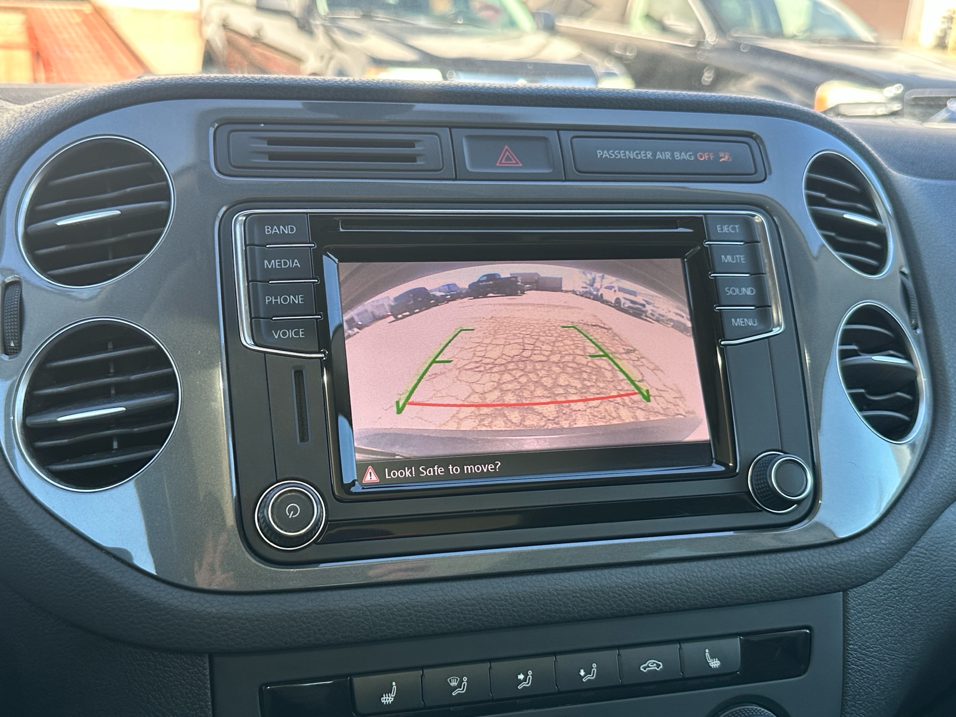 /klautosales/2017-Volkswagen-Tiguan-43144650121908024.jpg