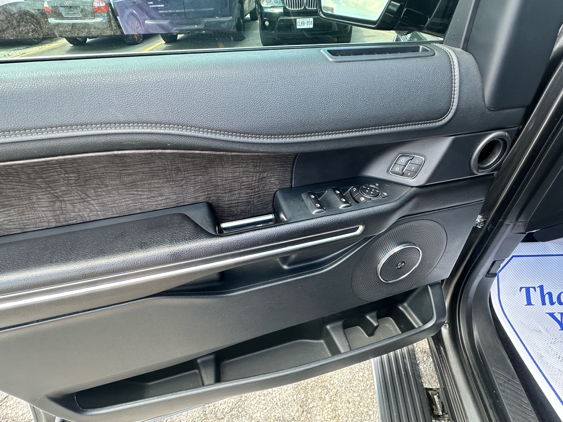 /klautosales/2018-Ford-Expedition-3152263930836734.jpg