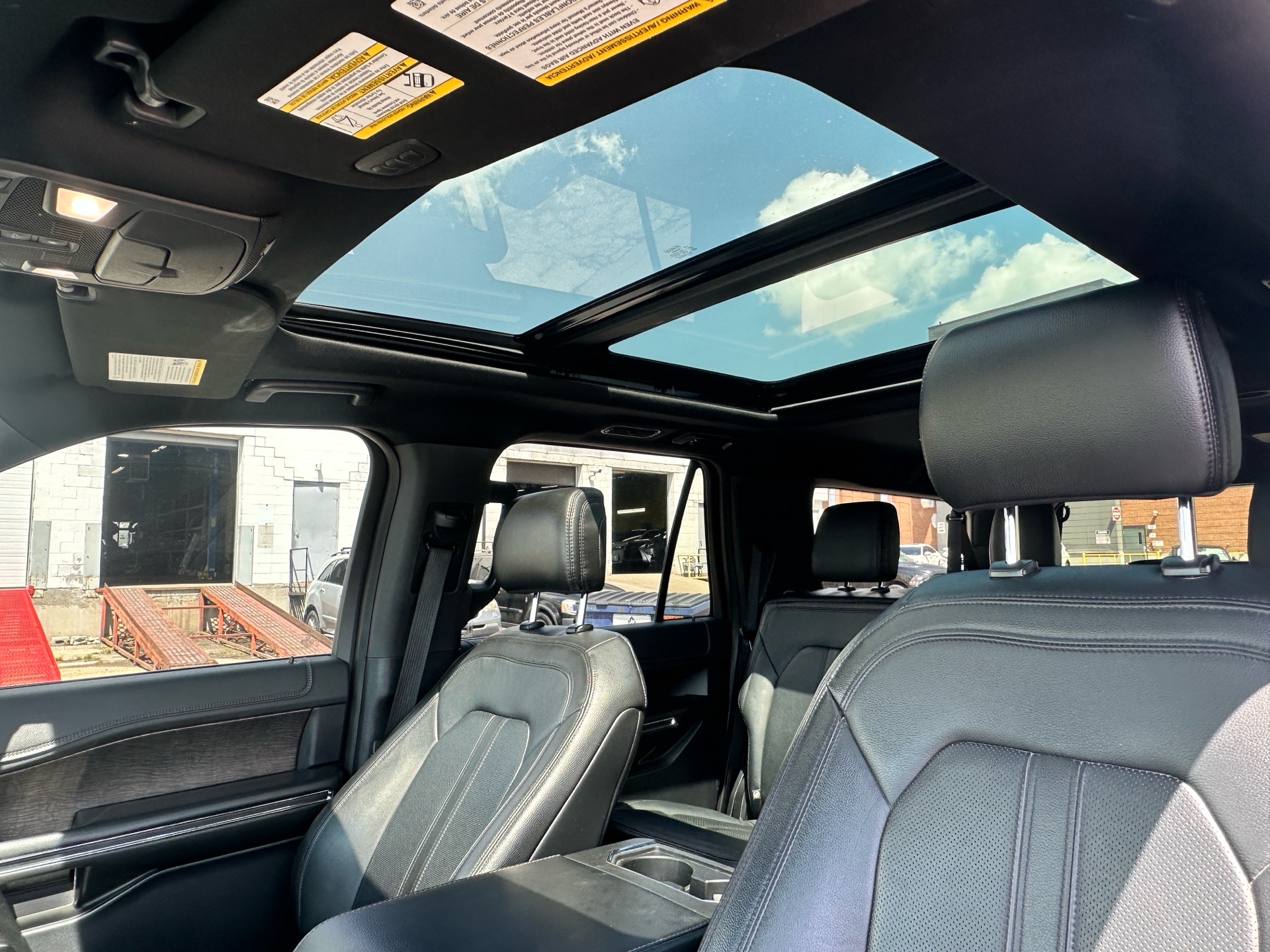 /klautosales/2018-Ford-Expedition-9214466748203078.jpg