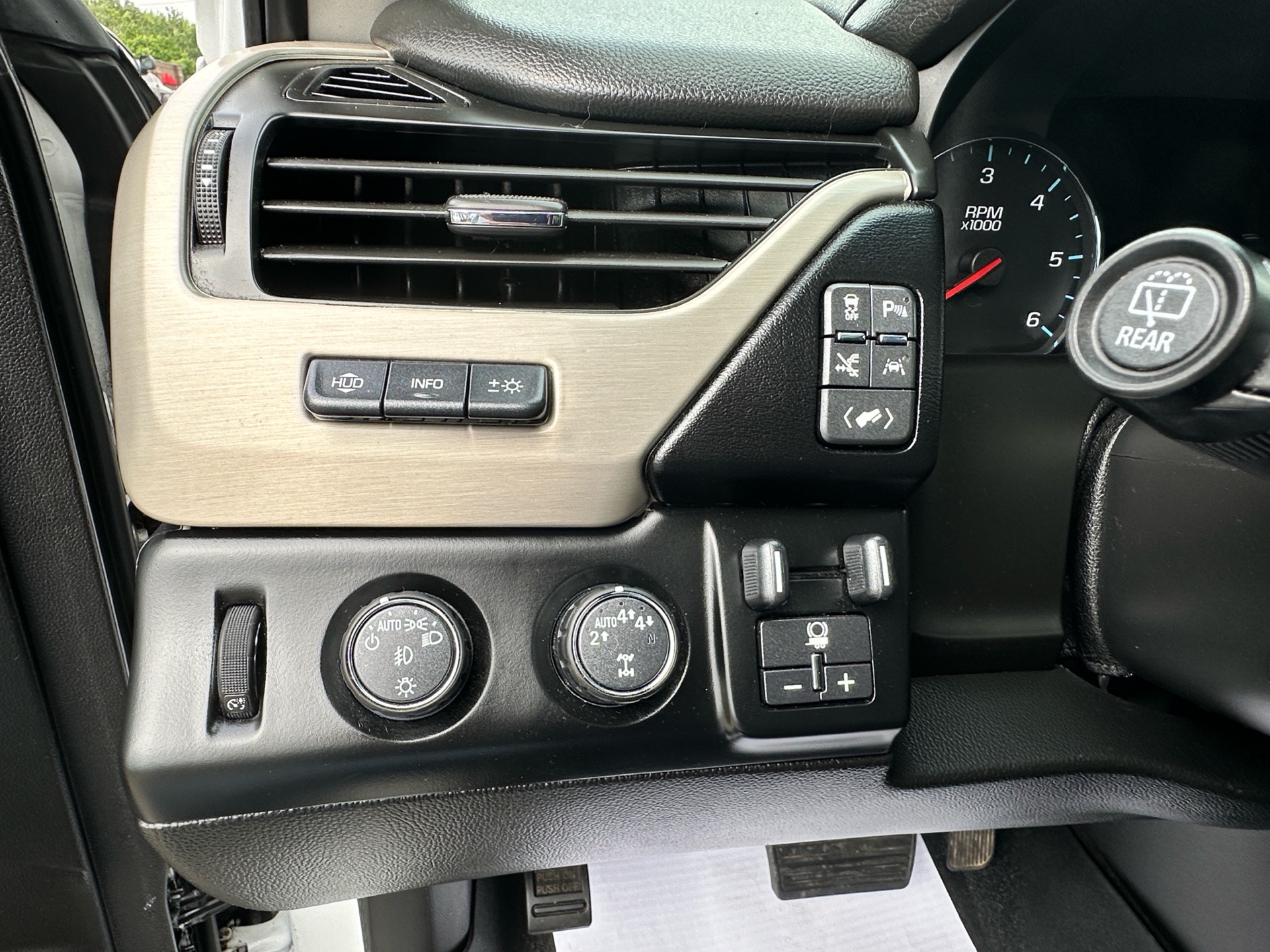 /klautosales/2018-GMC-Yukon-37995559293544345.jpg