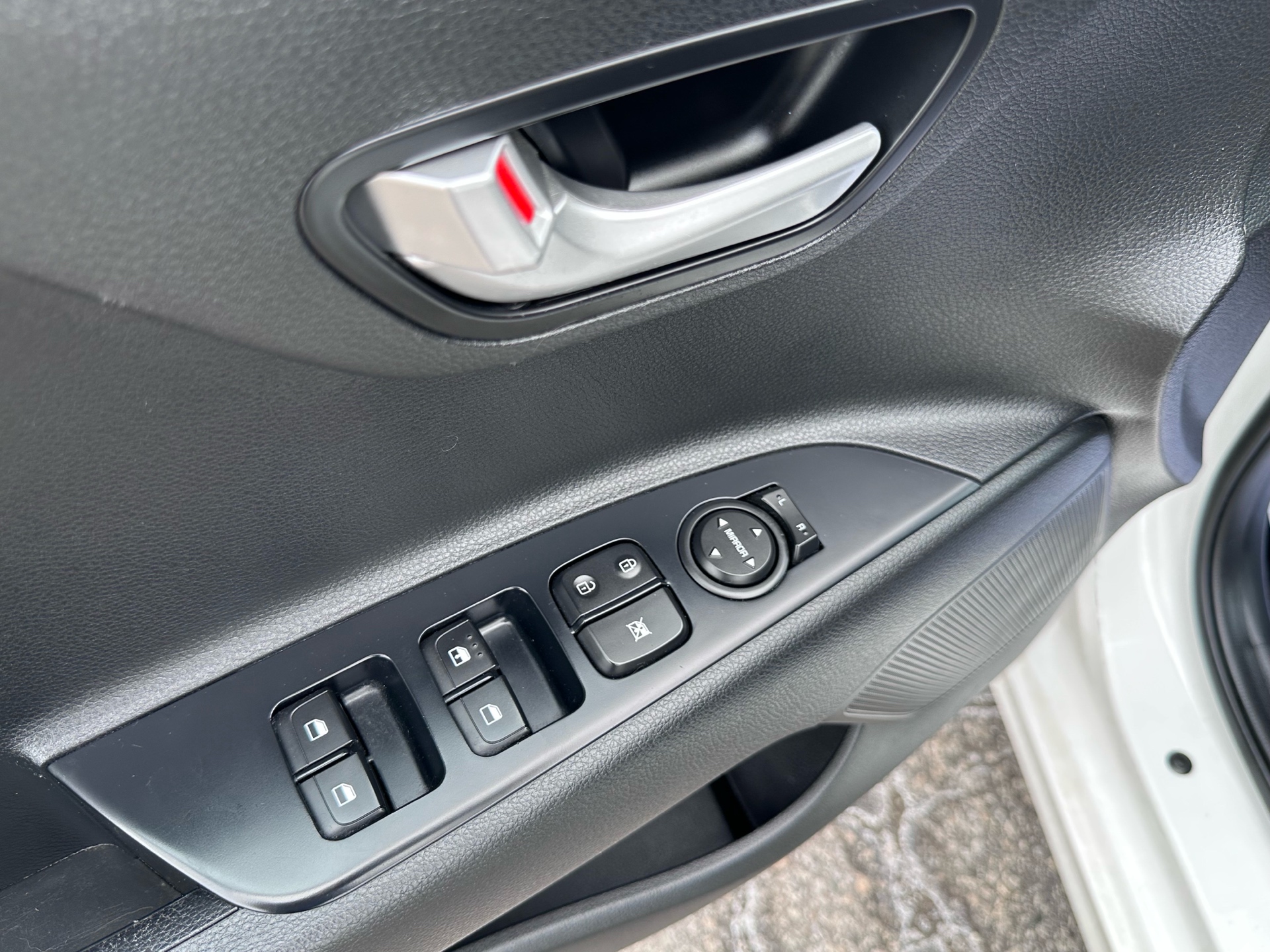 /klautosales/2018-Kia-Rio5-door-006307859898678103.jpg