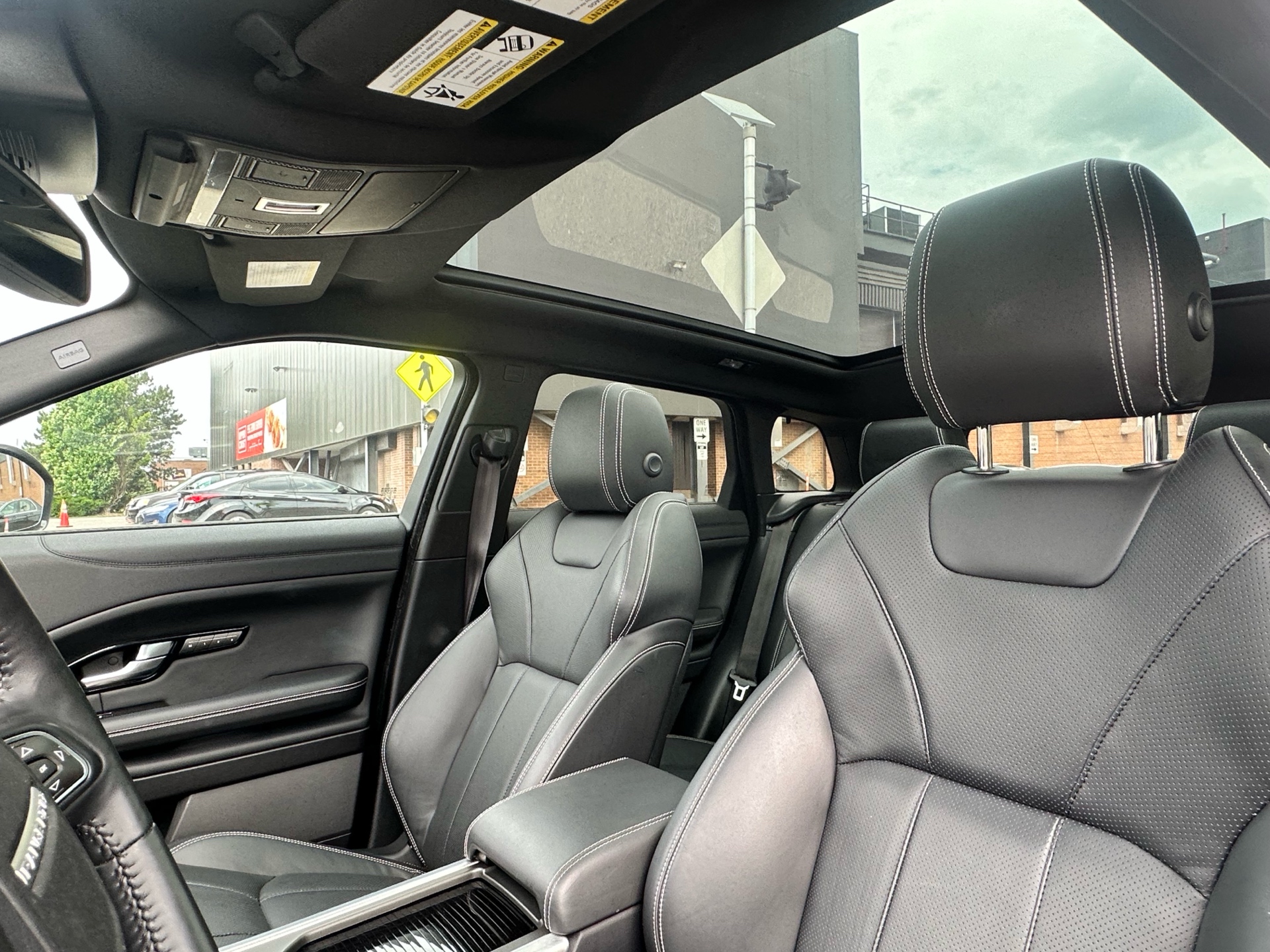 /klautosales/2018-LandRover-RangeRover-28156872593916926.jpg