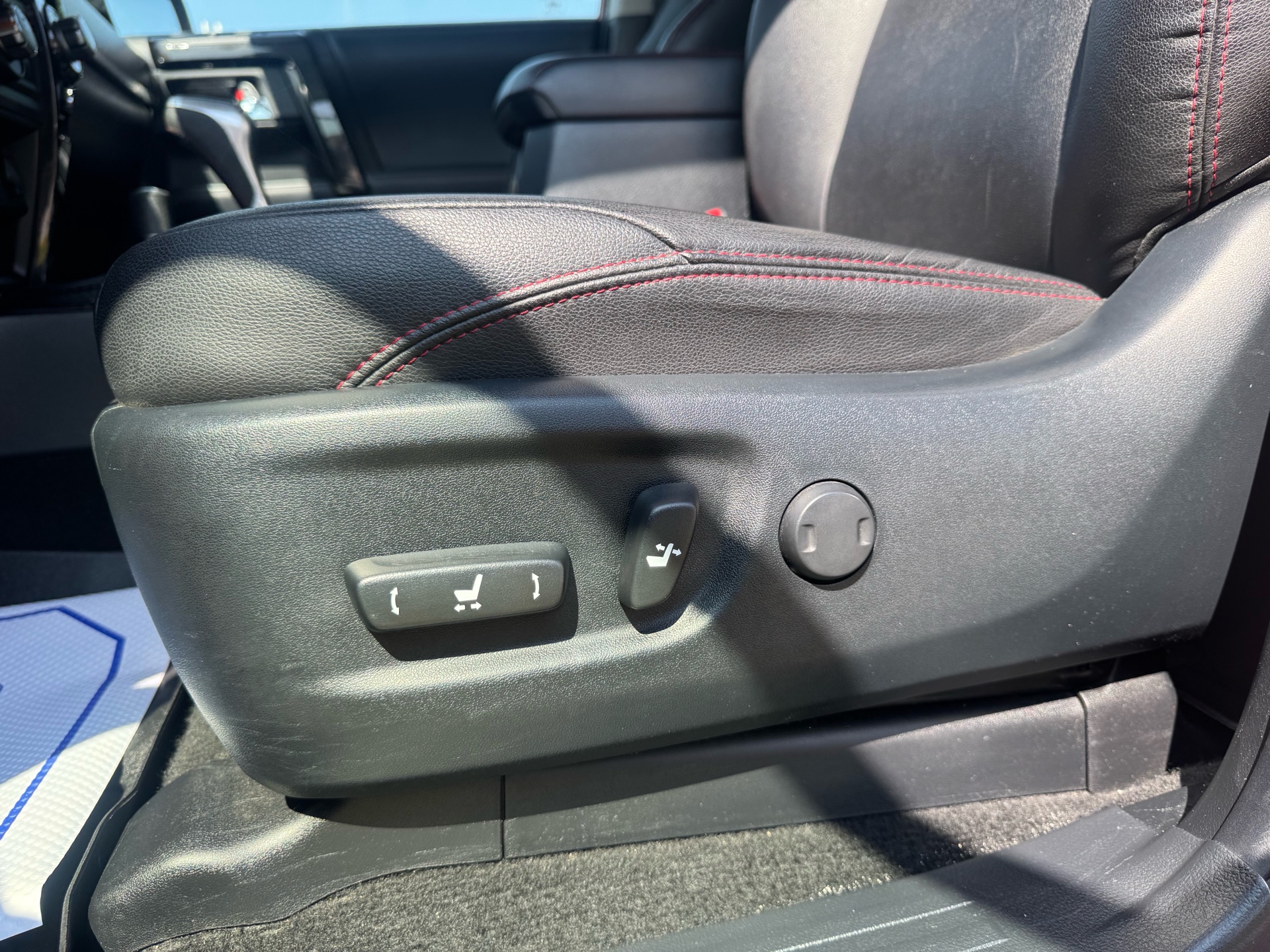 /klautosales/2018-Toyota-4Runner-35205082023773726.jpg