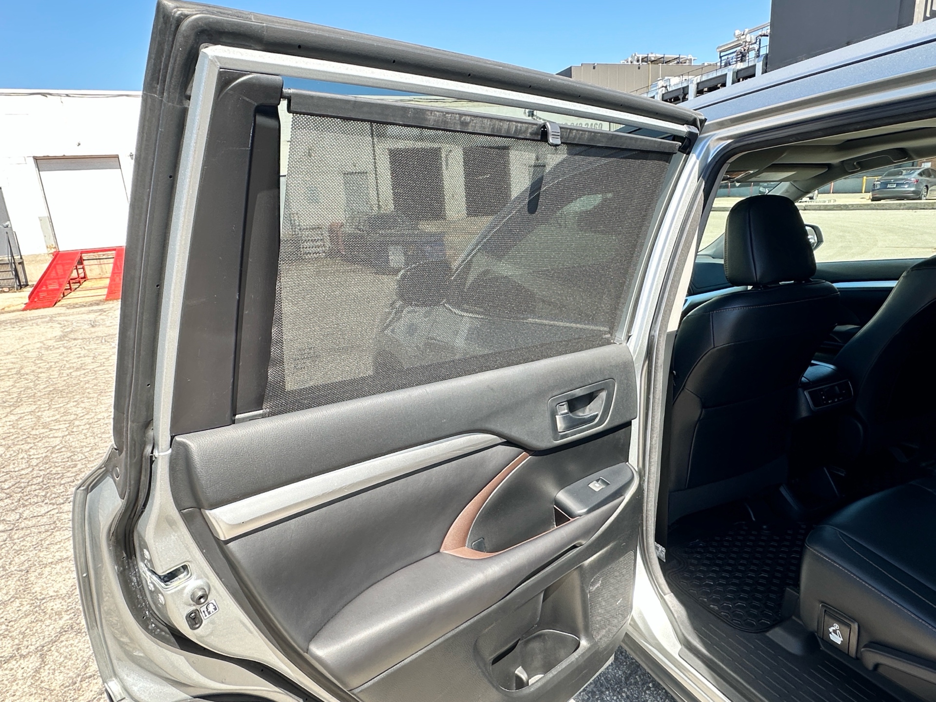/klautosales/2018-Toyota-Highlander-9189957145982275.jpg