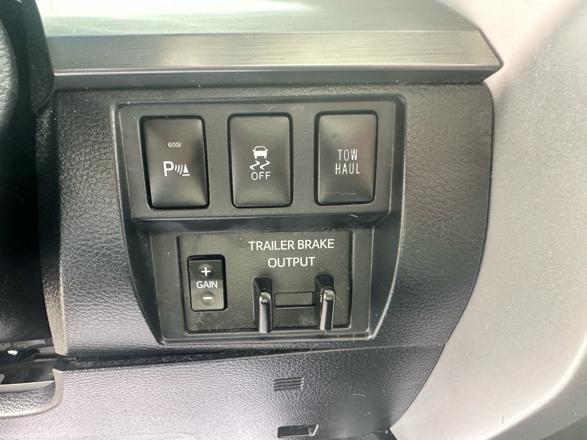 /klautosales/2018-Toyota-Tundra-10053495789335298.jpg