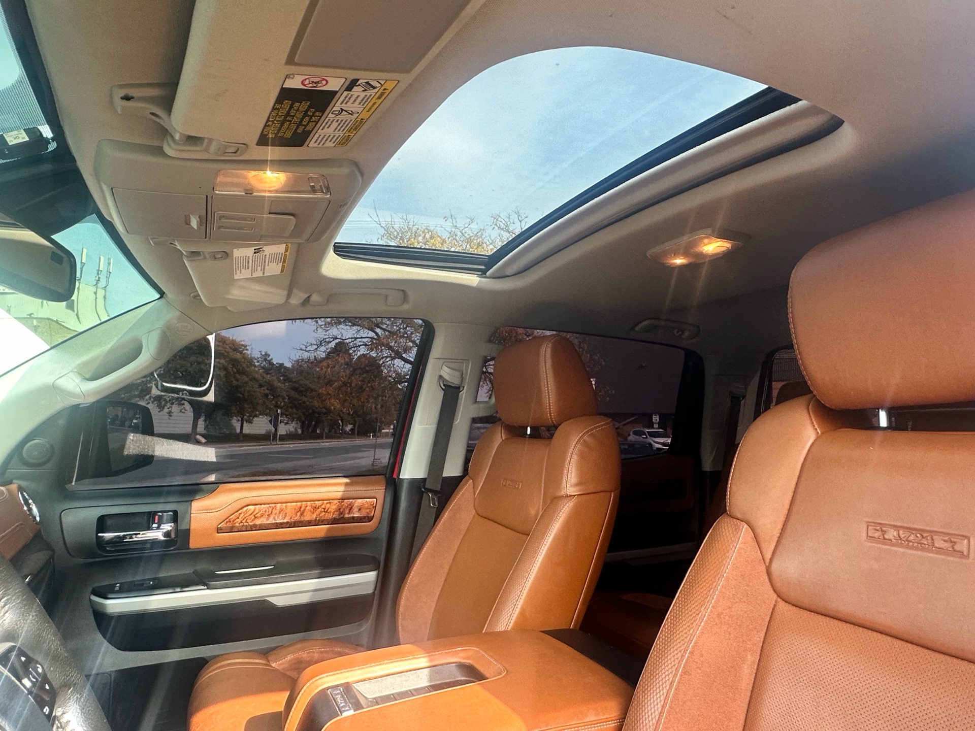 /klautosales/2018-Toyota-Tundra-6055932556090826.jpg