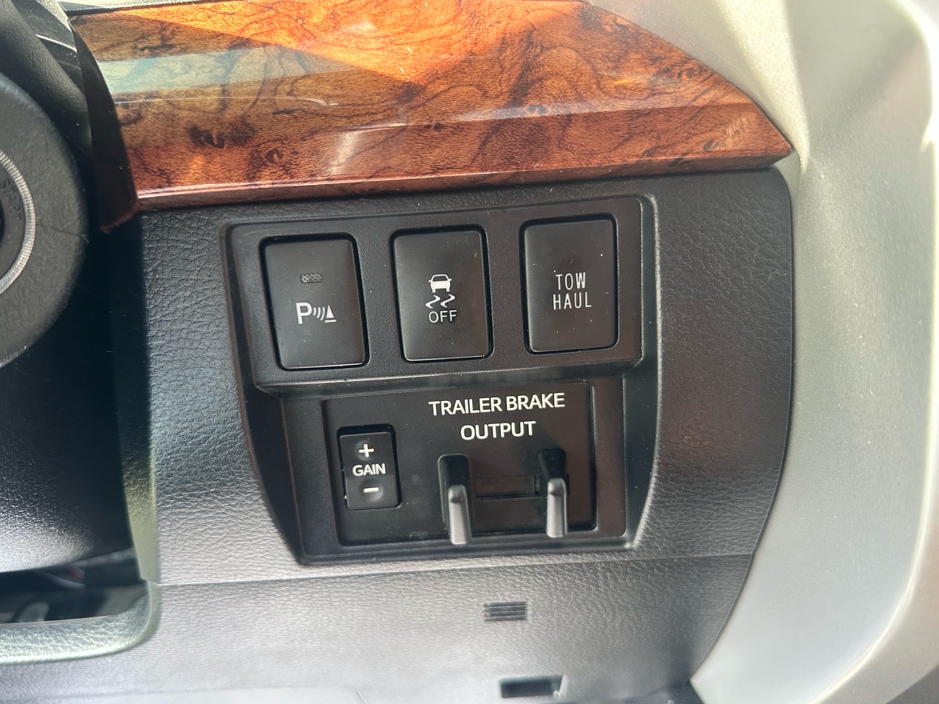 /klautosales/2018-Toyota-Tundra-7118120649107422.jpg