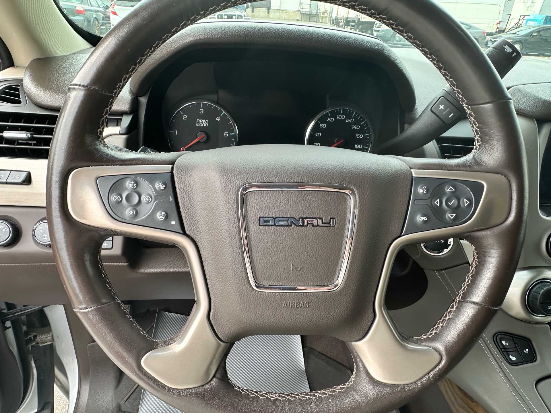 /klautosales/2019-GMC-Yukon-663984845295692.jpg