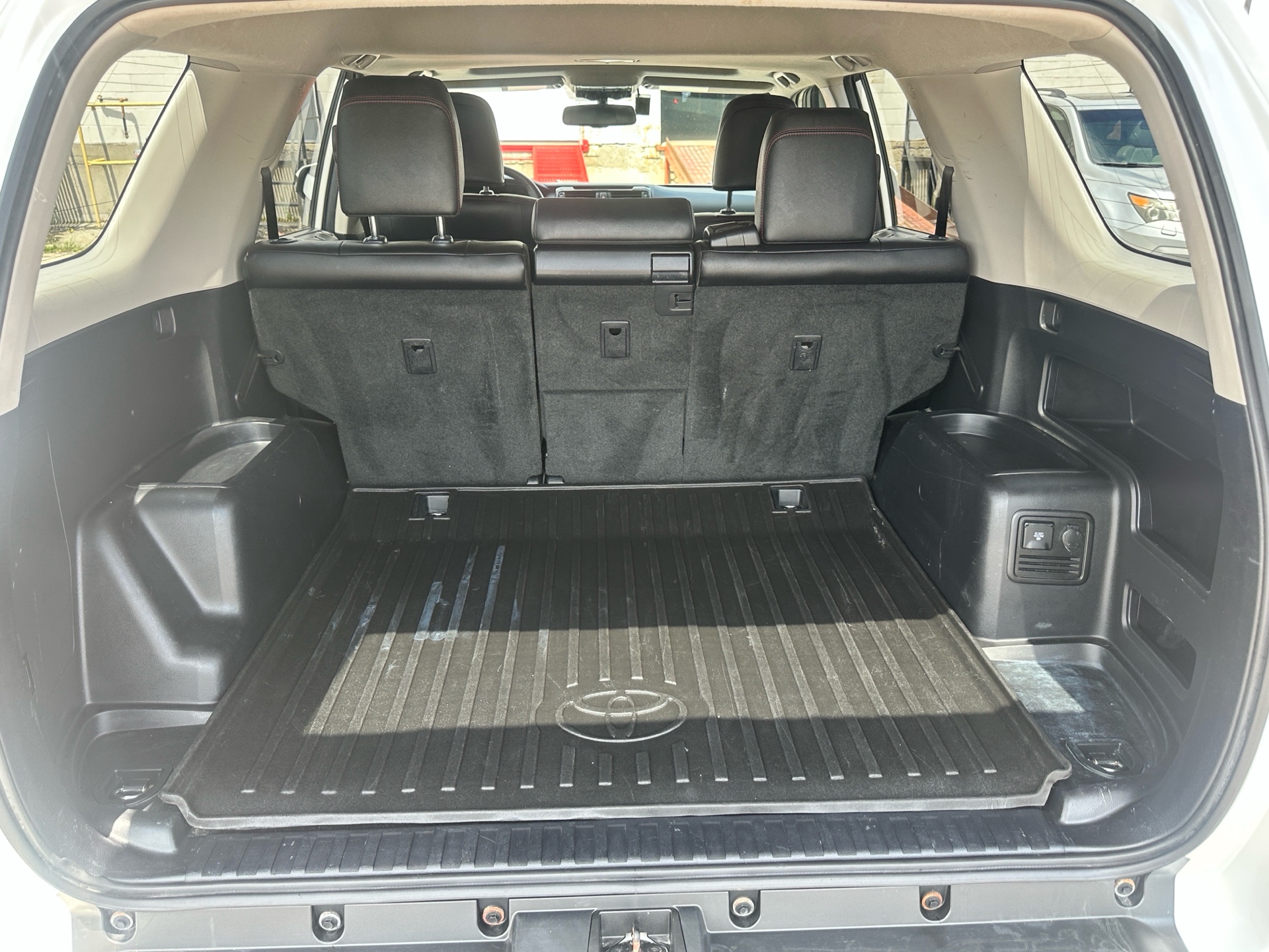 /klautosales/2019-Toyota-4Runner-5767543862937556.jpg