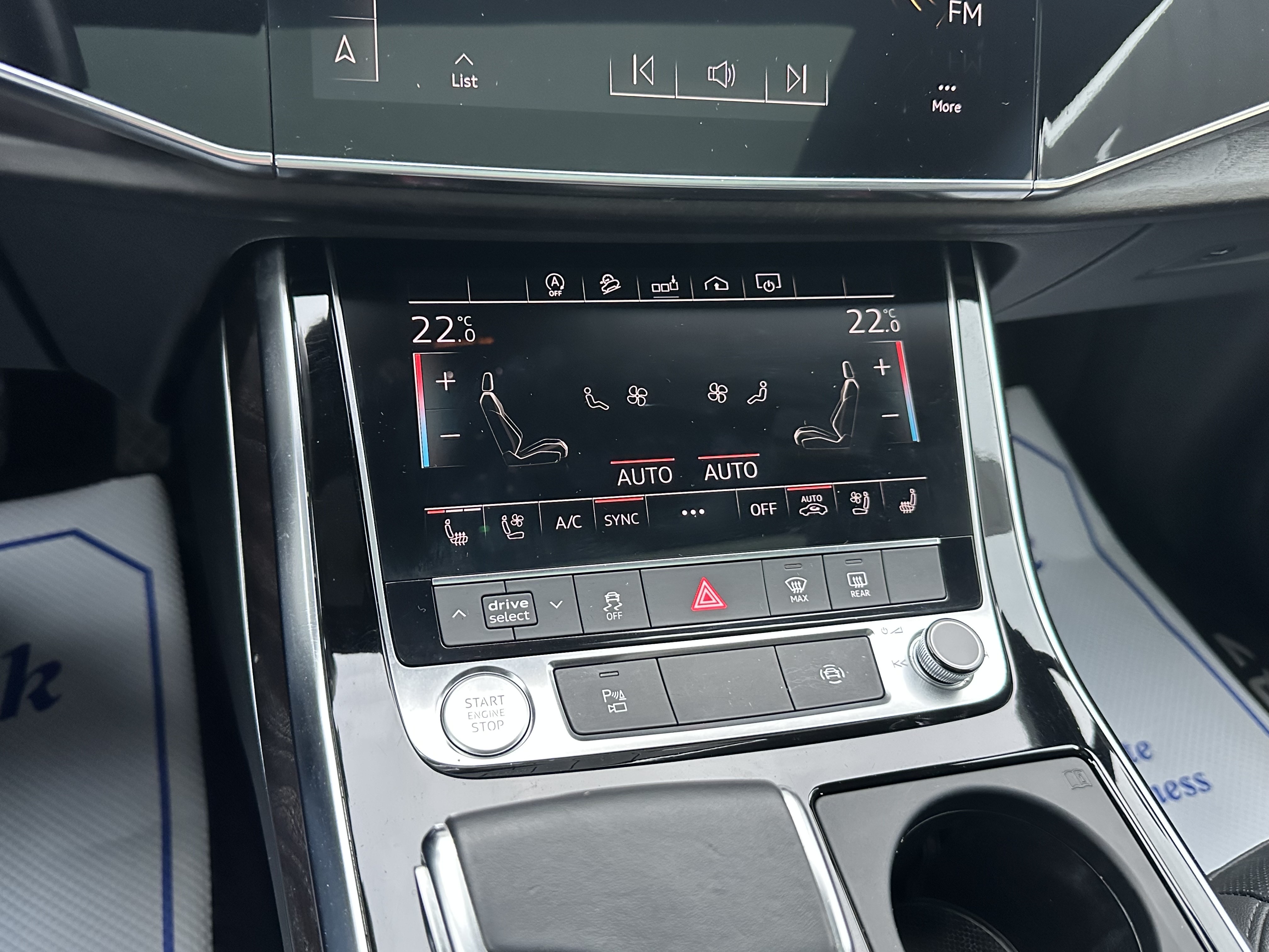 /klautosales/2020-Audi-Q7-013195192036900893.jpg