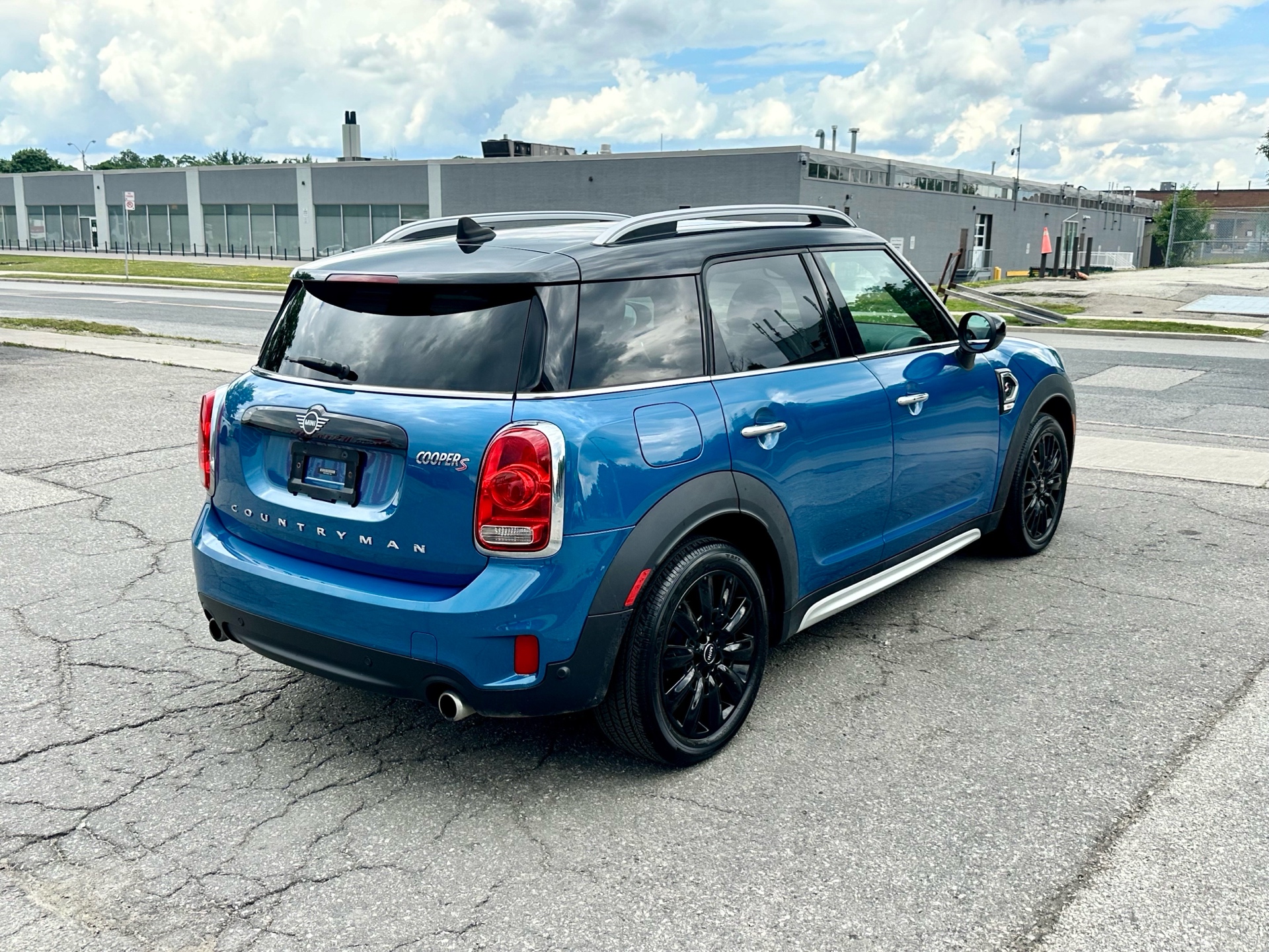 /klautosales/2020-MINI-Countryman-33913230259007787.jpg