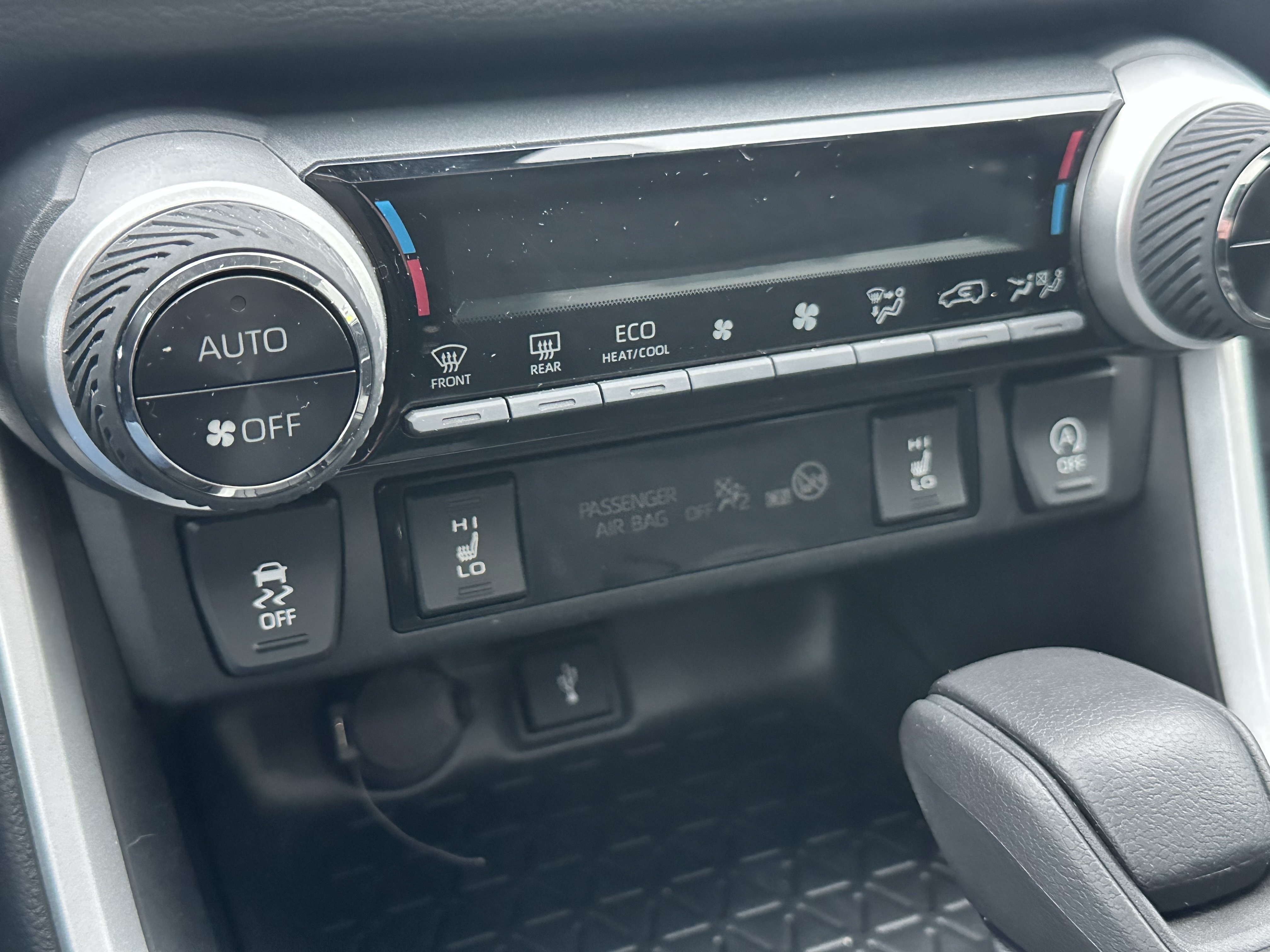 /klautosales/2021-Toyota-RAV4-5060462158470129.jpg