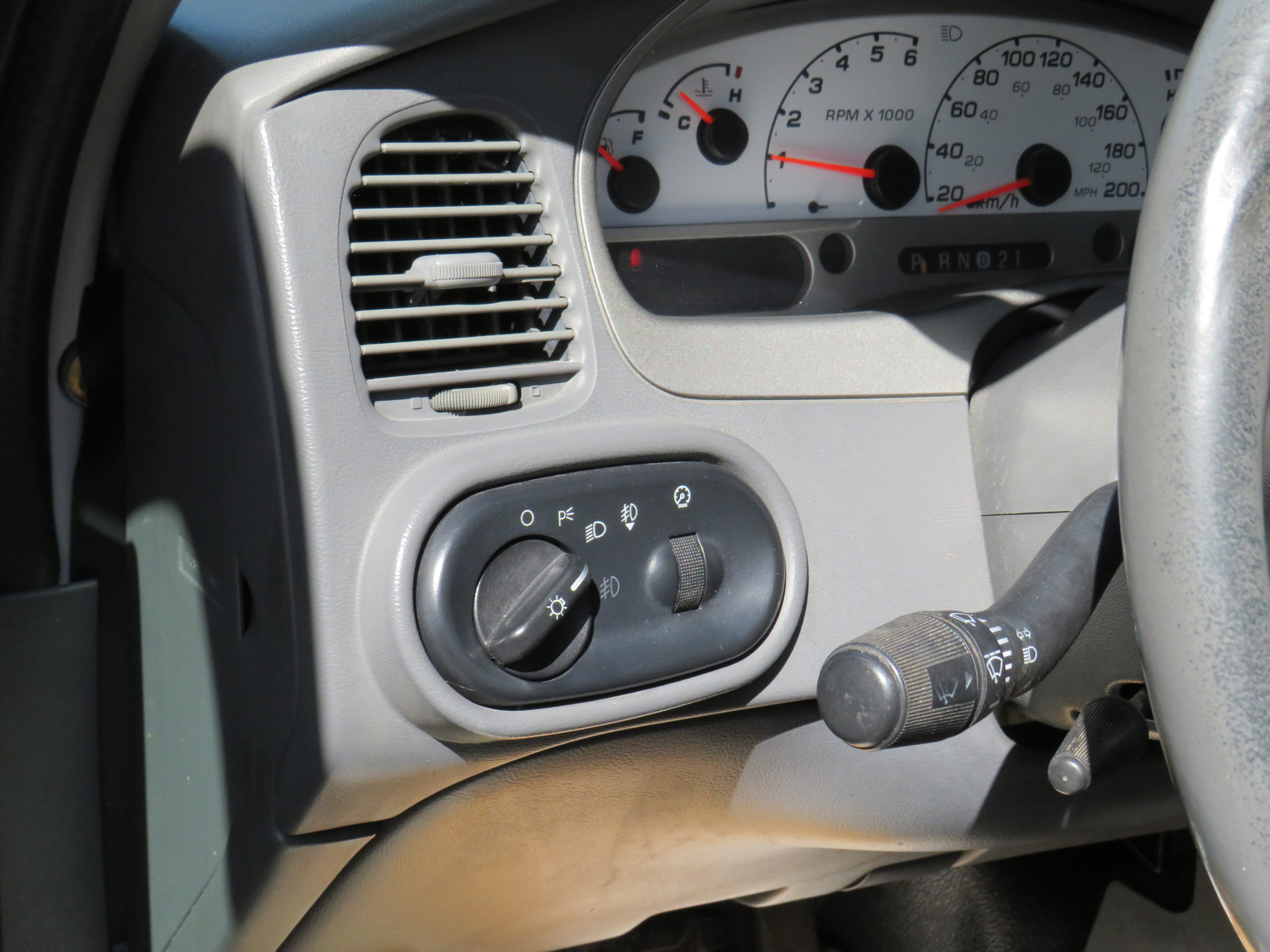 /laautomotive/2004-Ford-ExplorerSport-8580737017105391.jpg