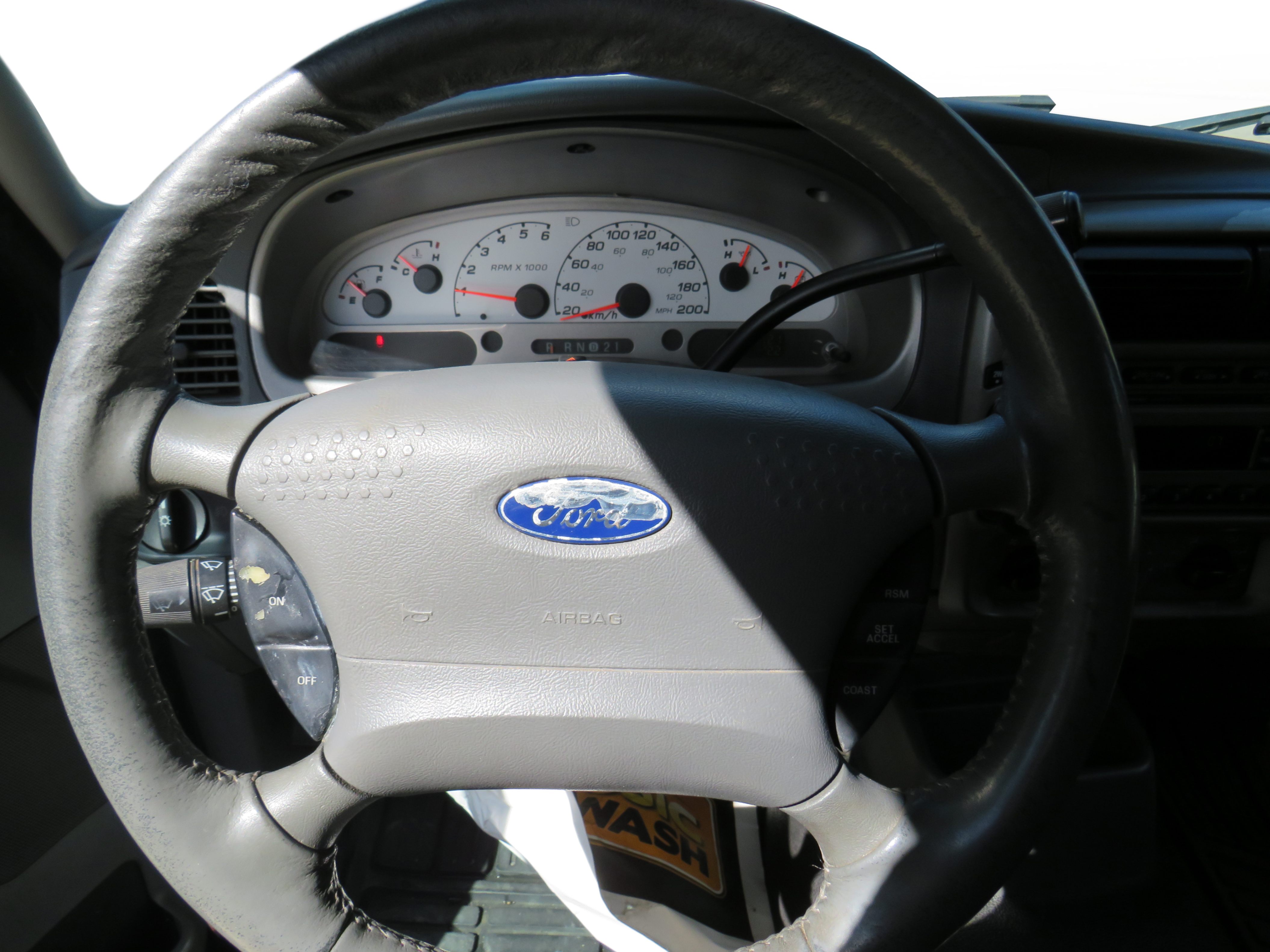 /laautomotive/2004-Ford-ExplorerSport-9744336243973806.jpg