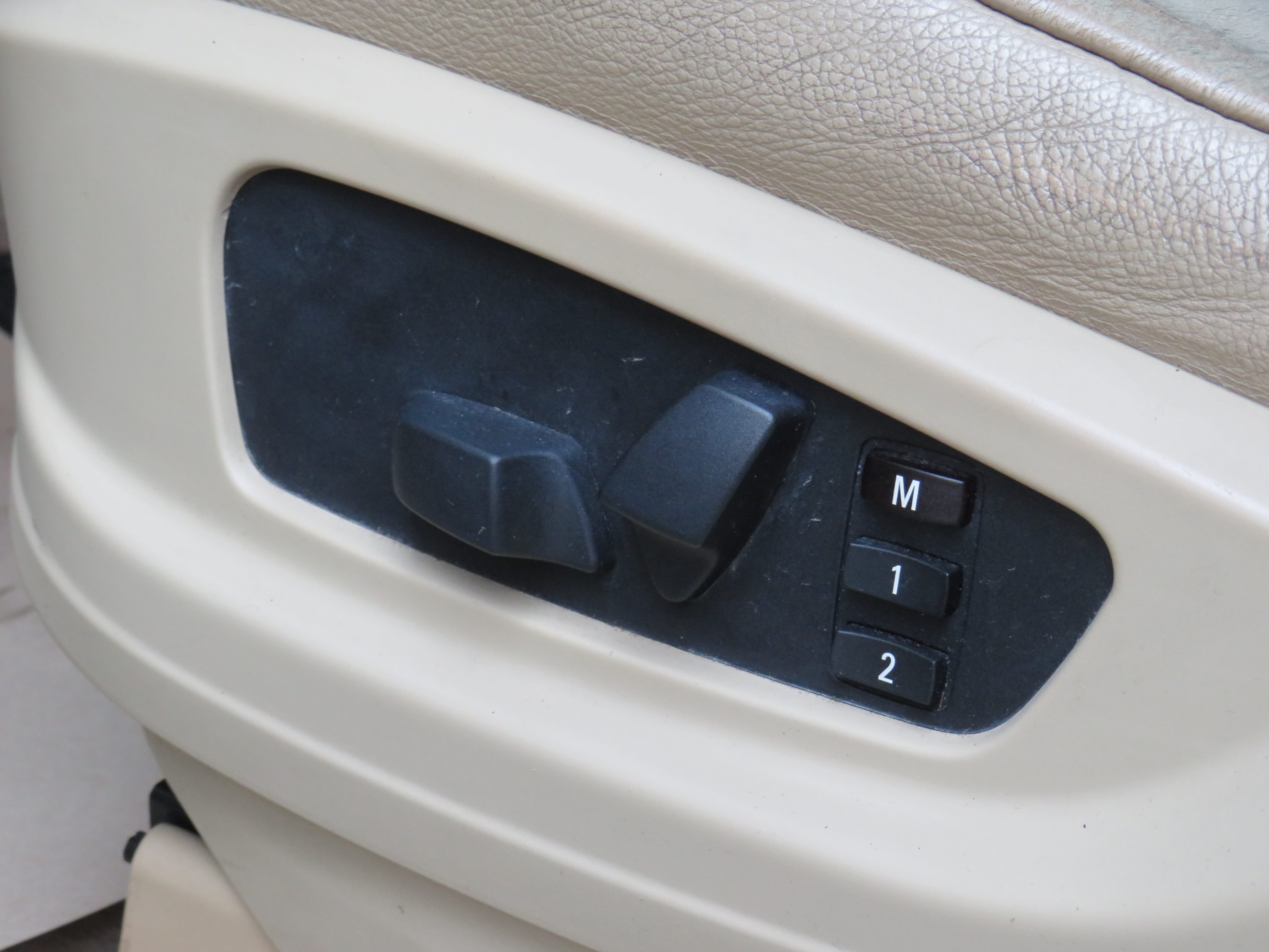 /laautomotive/2007-BMW-X5-3528900065989129.jpg