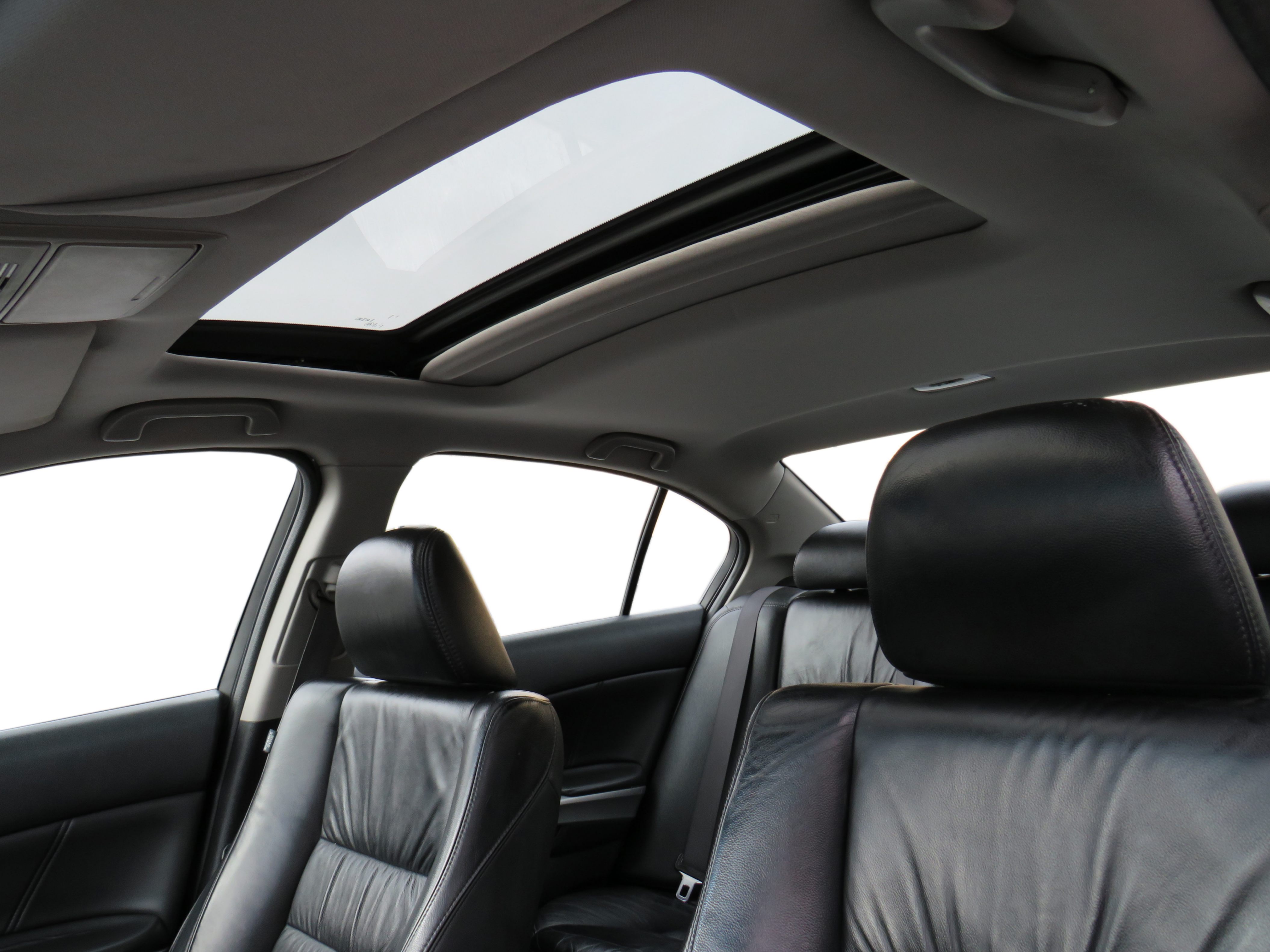 /laautomotive/2008-Honda-Accord-12351885959539133.jpg