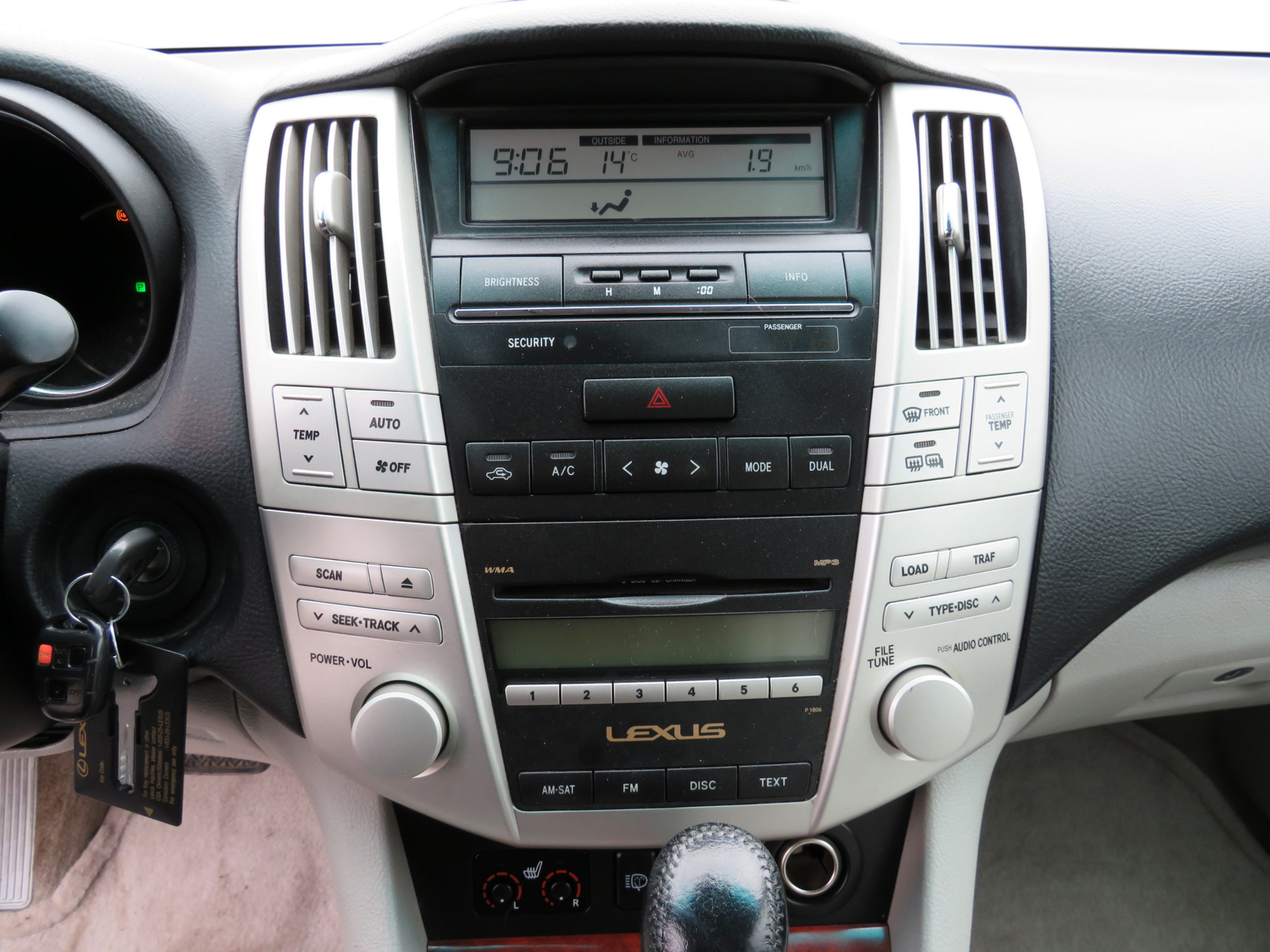 /laautomotive/2009-Lexus-RX350-2852202783417579.jpg