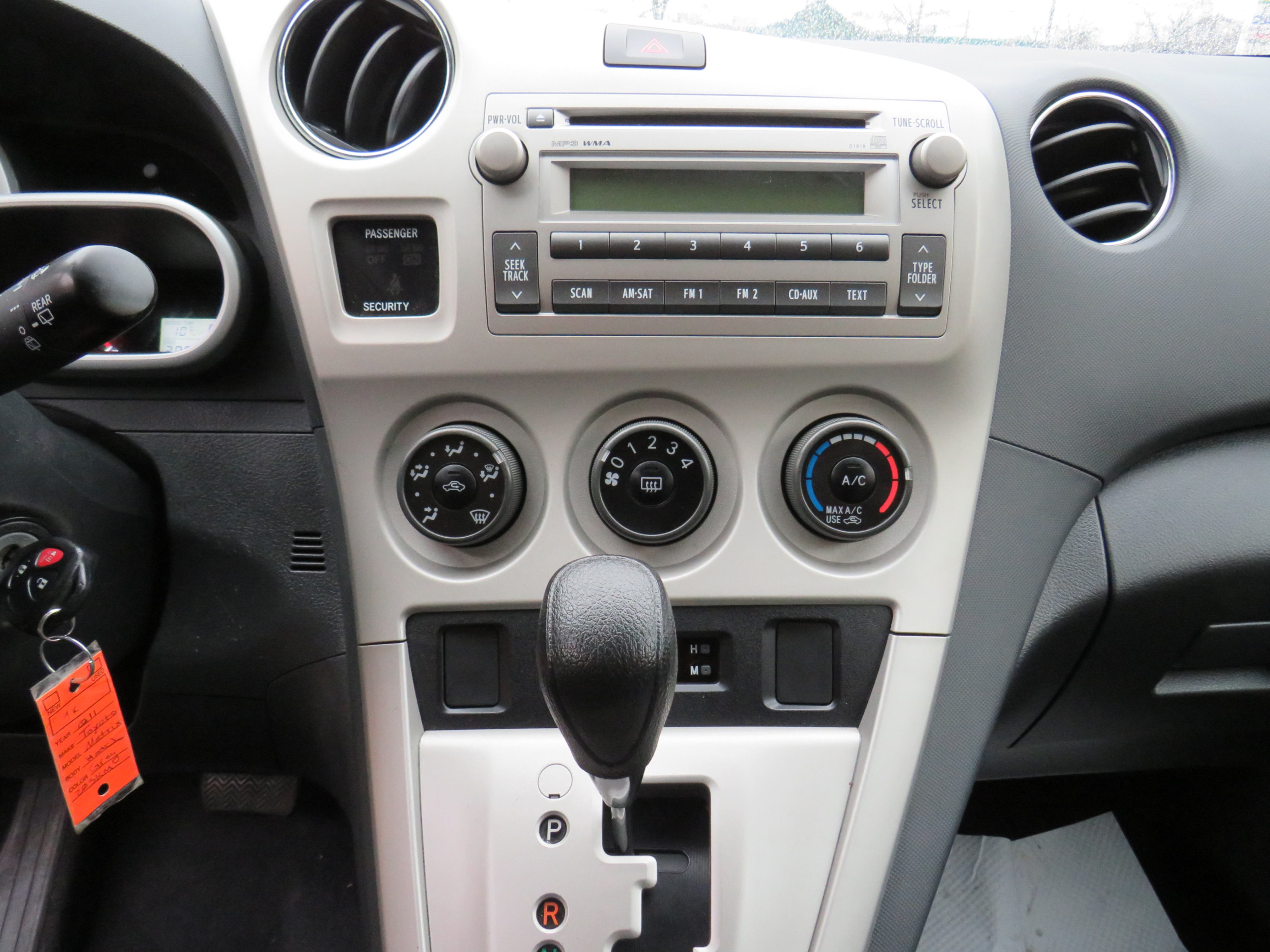 /laautomotive/2011-Toyota-Matrix-0394389787967353.jpg