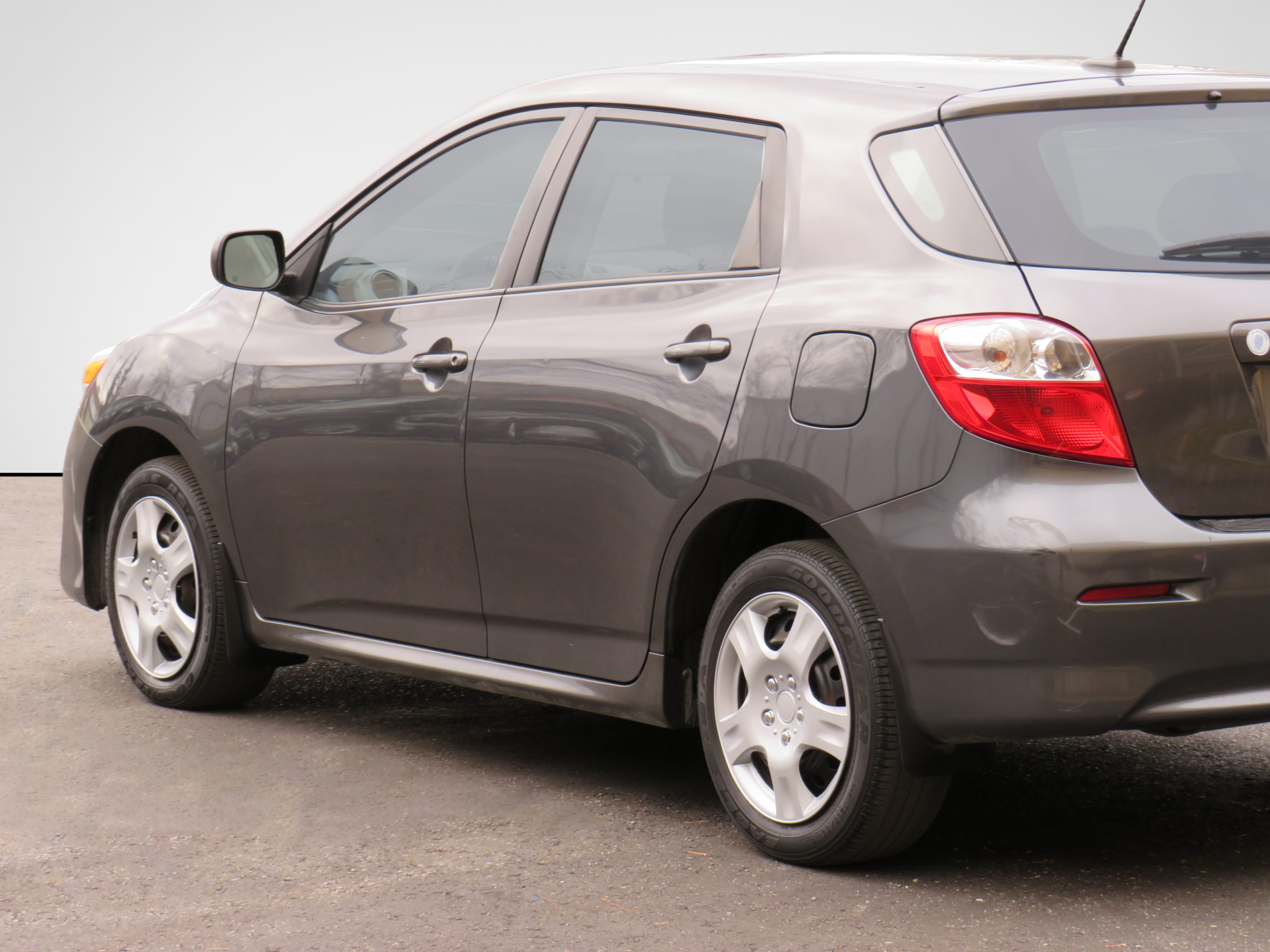 /laautomotive/2011-Toyota-Matrix-6215870199607176.jpg