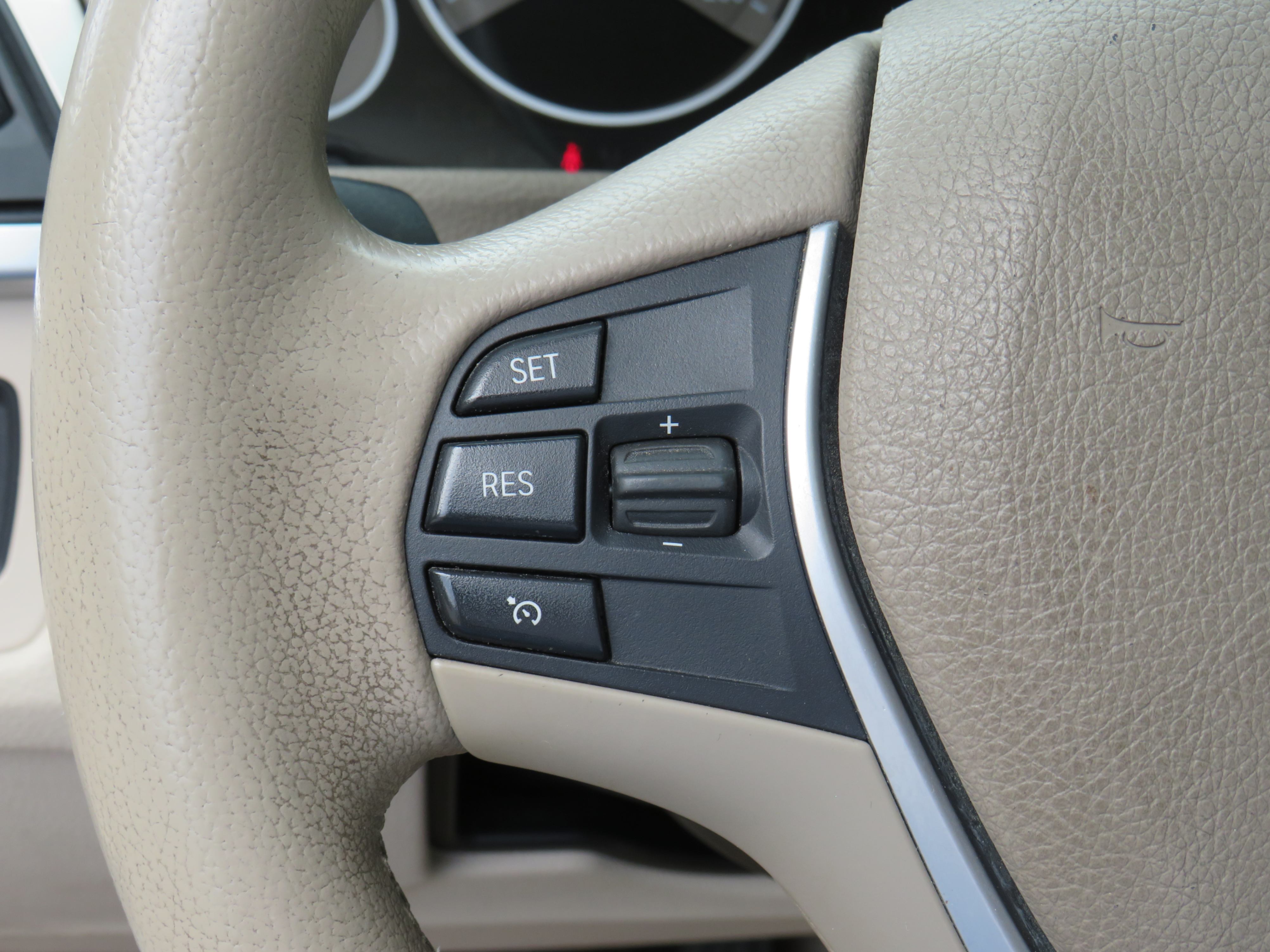 /laautomotive/2012-BMW-3Series-09489106913017764.jpg
