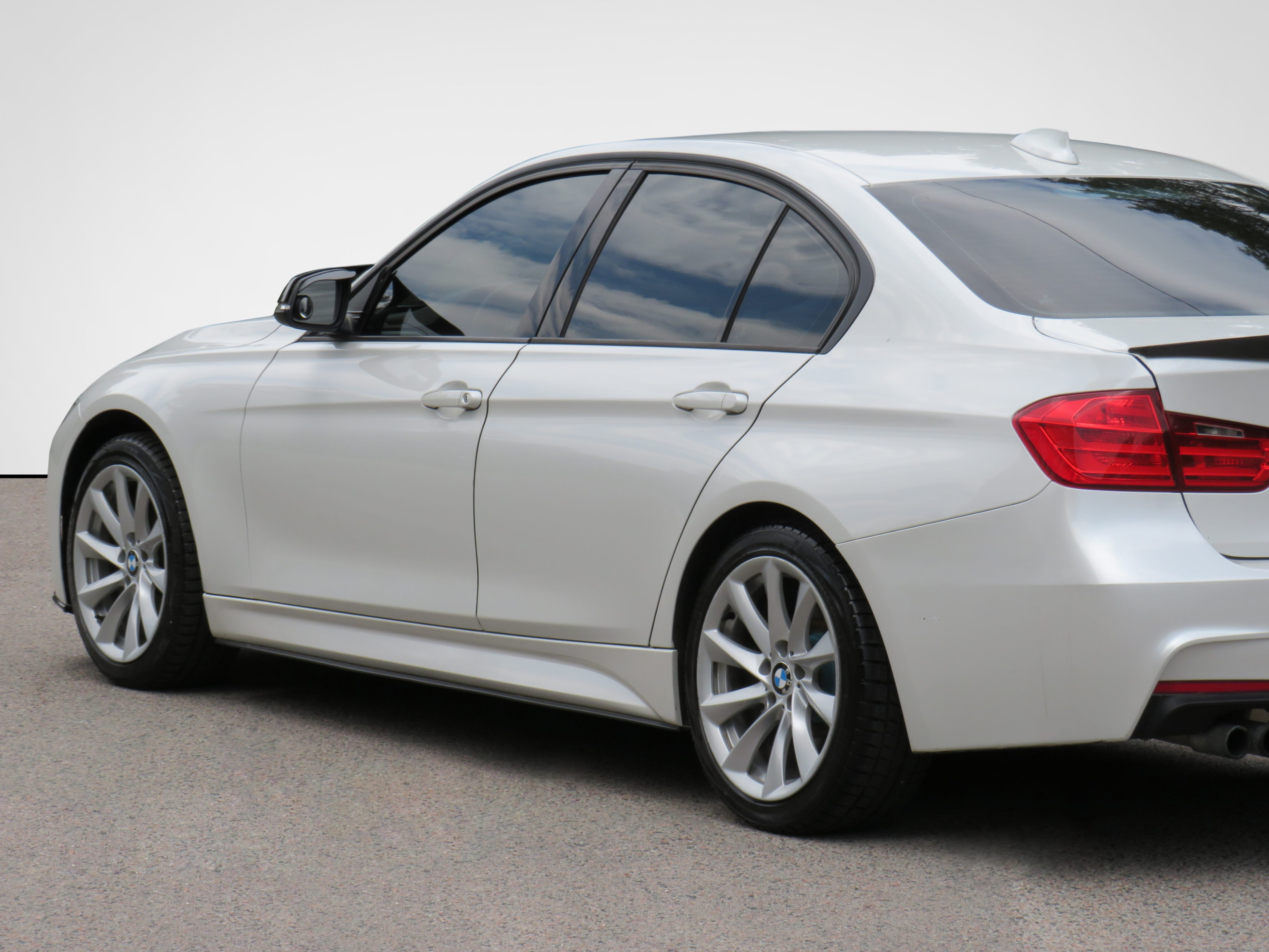 /laautomotive/2012-BMW-3Series-3779970209914103.jpg
