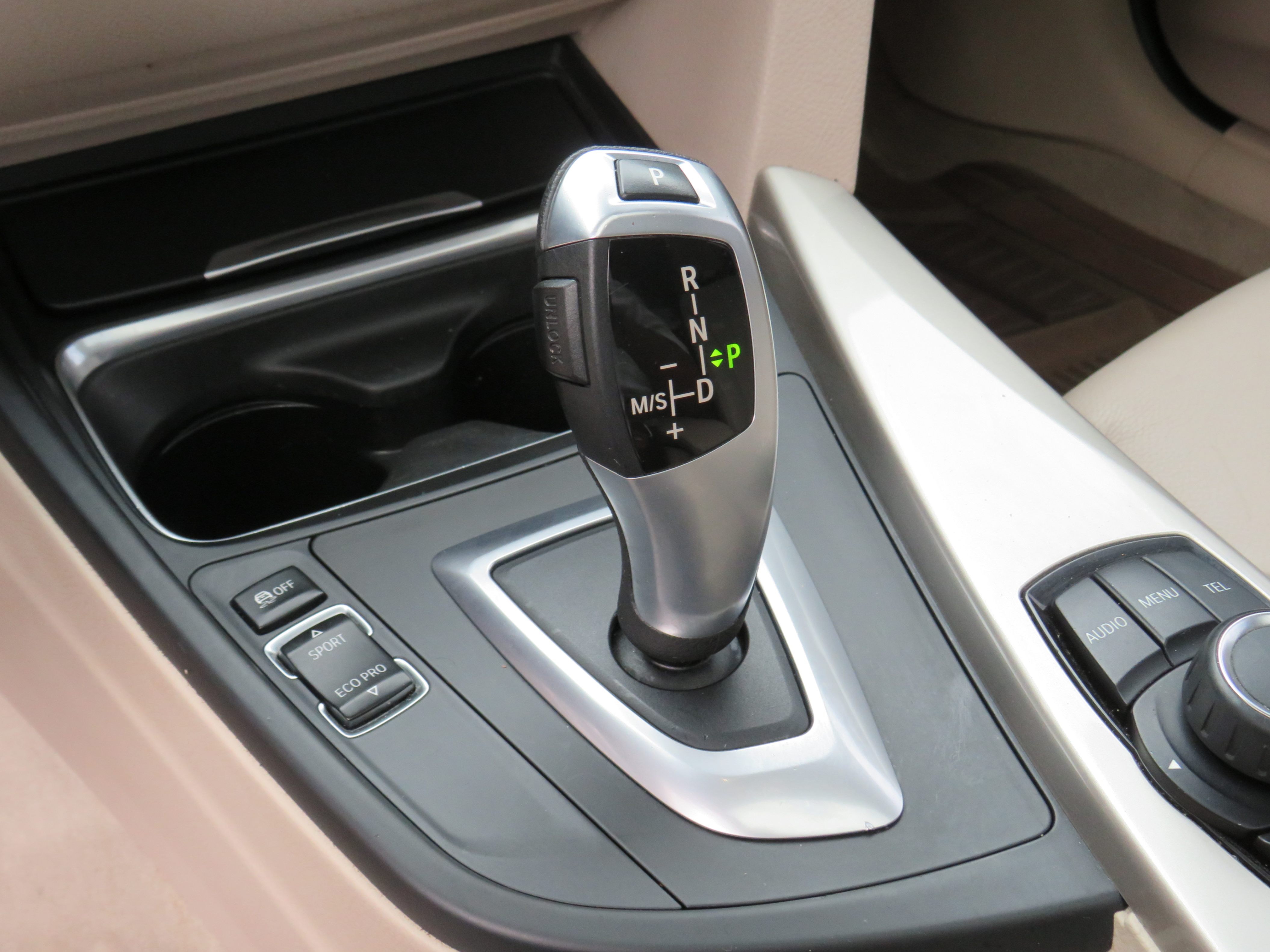 /laautomotive/2012-BMW-3Series-7543172510587468.jpg