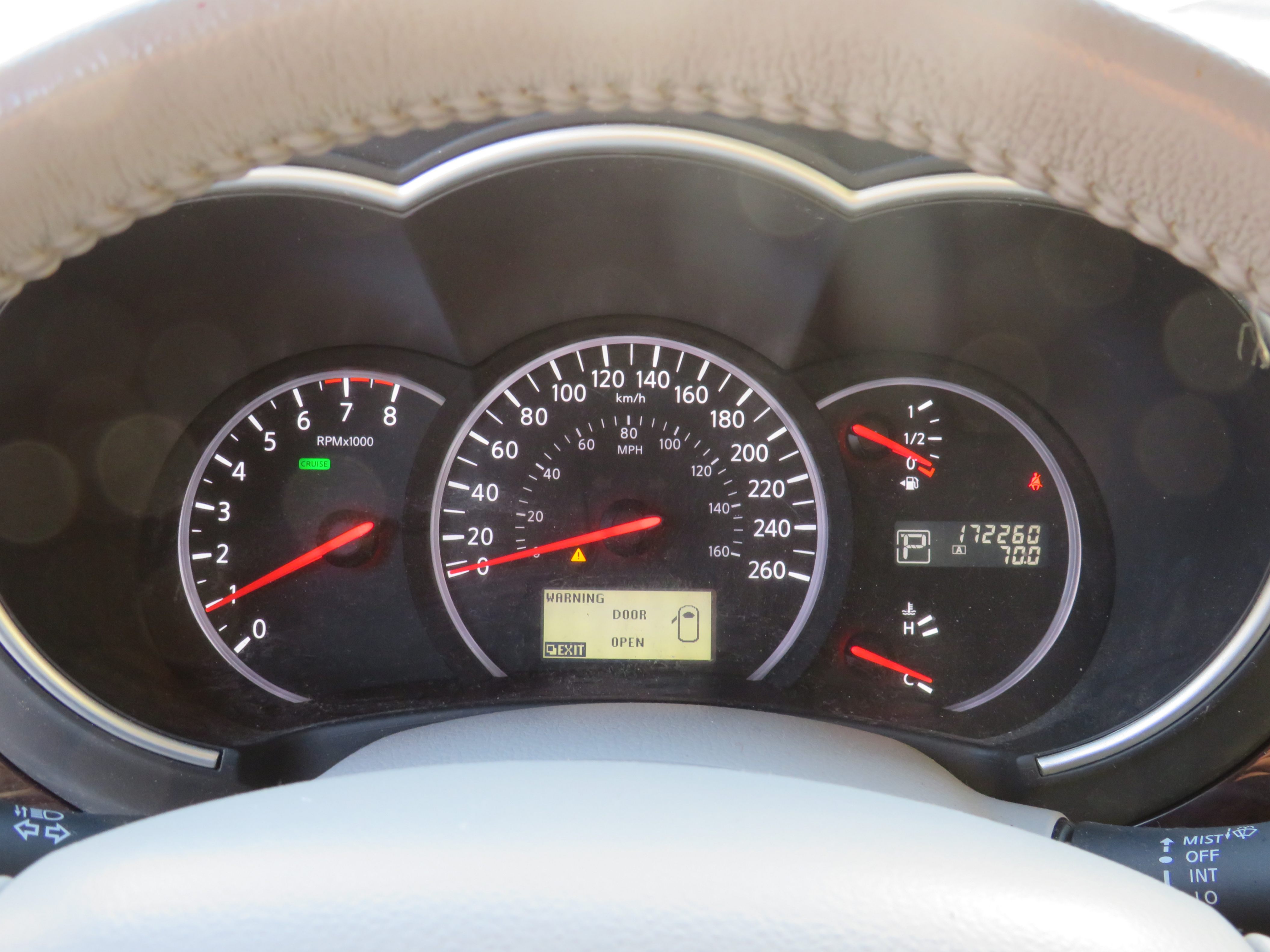 /laautomotive/2012-Nissan-Quest-08128460017214012.jpg