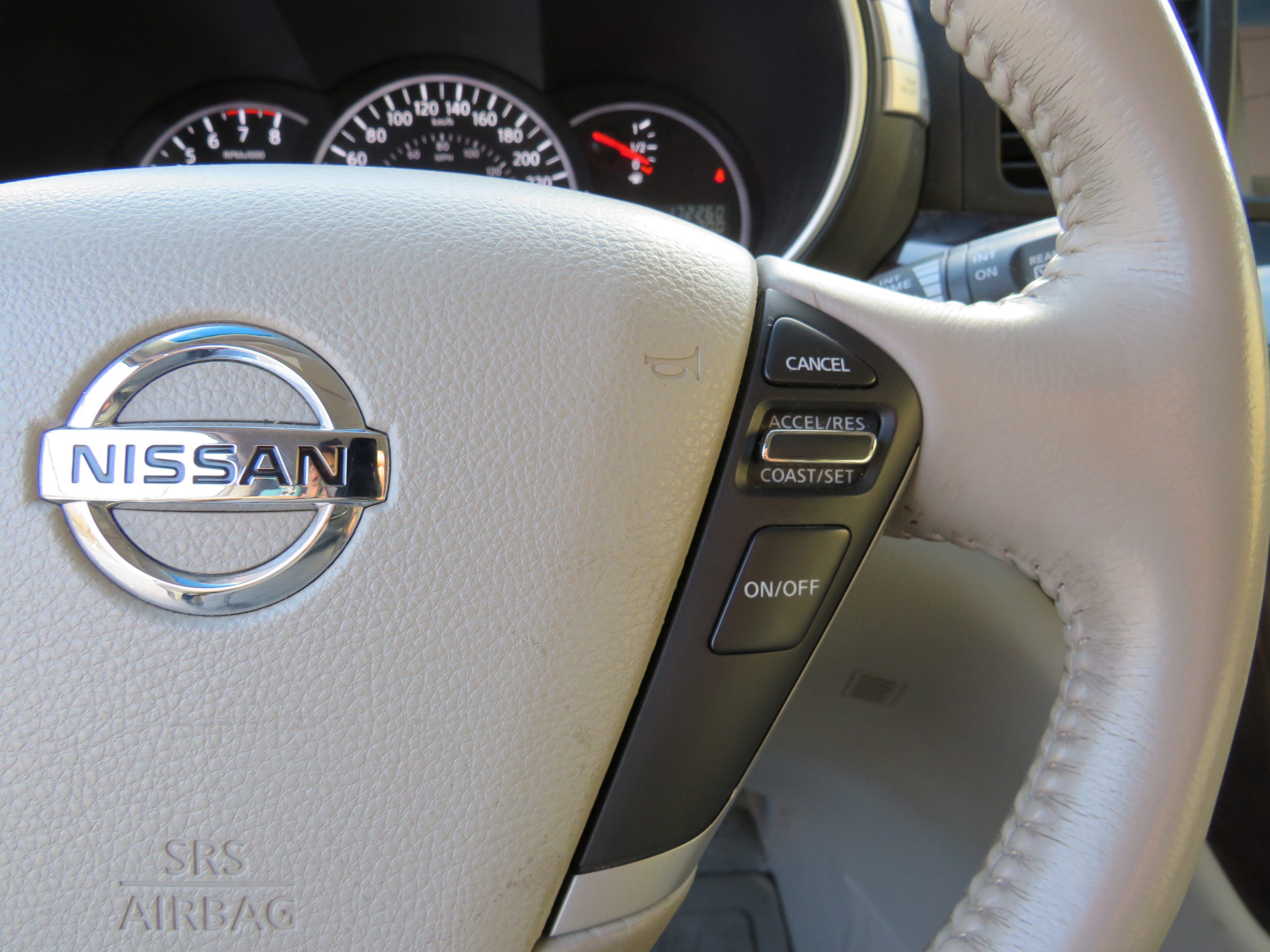 /laautomotive/2012-Nissan-Quest-6592674445084818.jpg